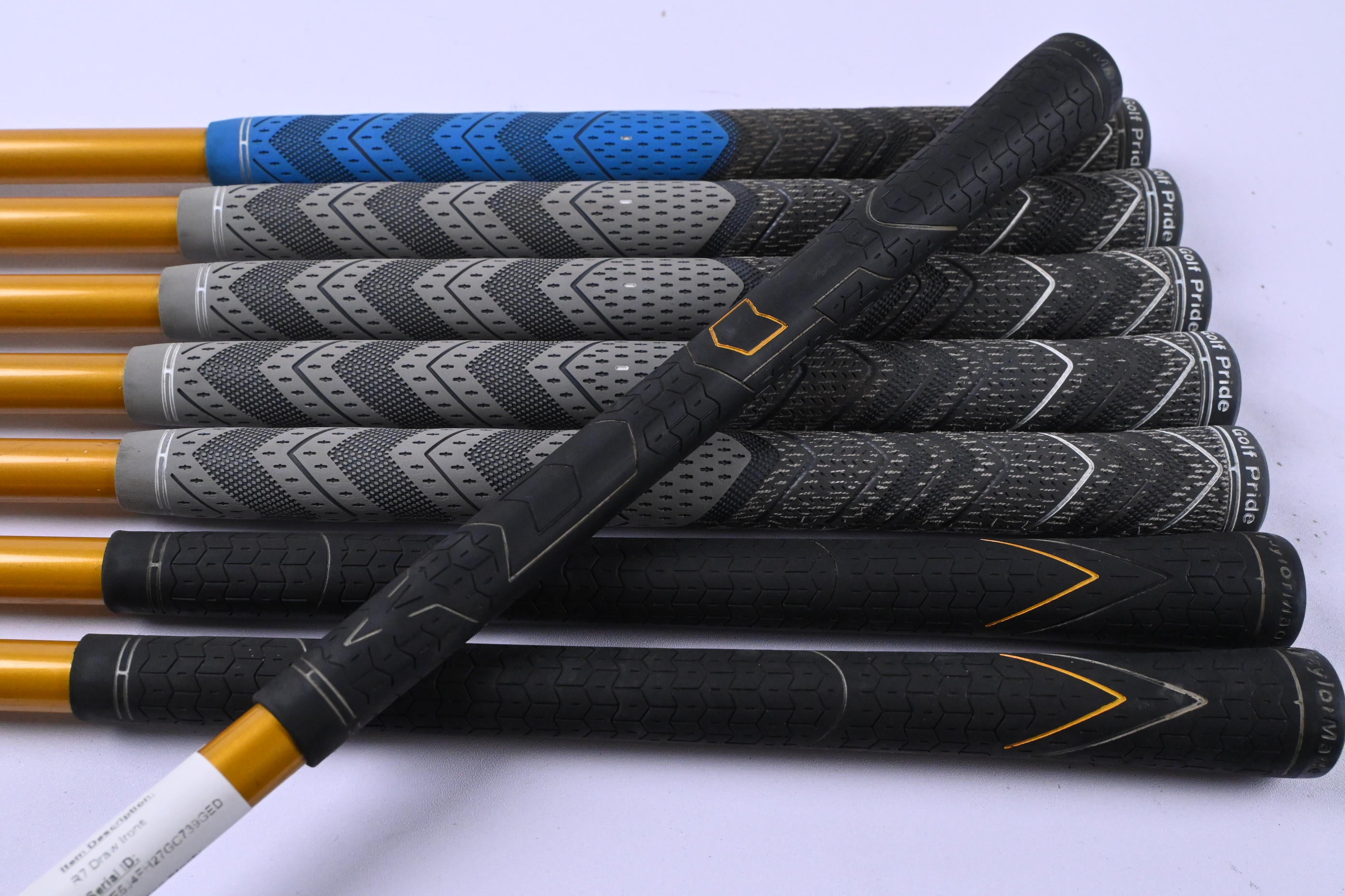 Taylormade R7 Draw Irons / 4-PW+SW / Regular Flex REAX 55 Shafts