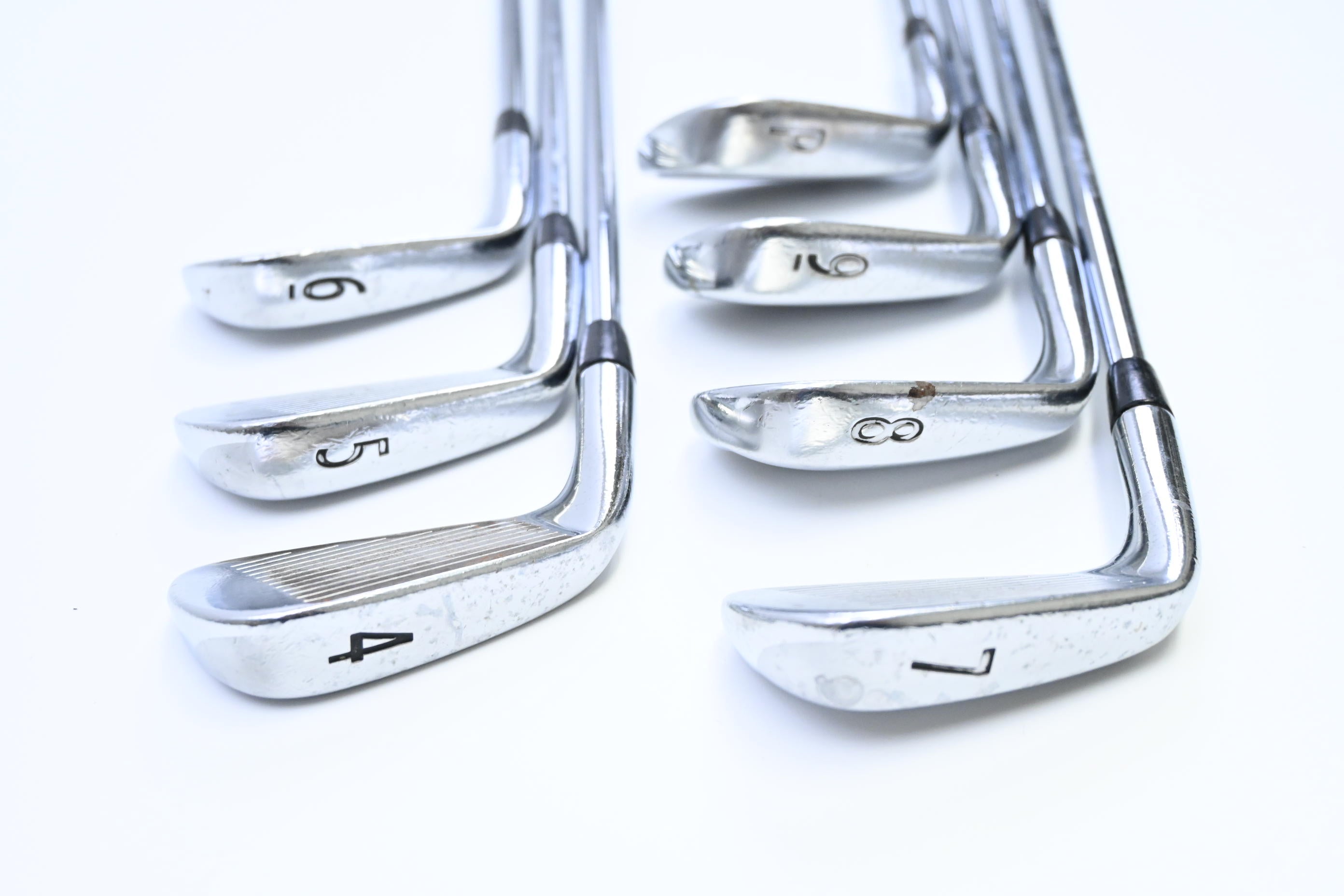 Titleist AP2 710 Irons / 4-PW / Regular Flex Dynamic Gold R300 Shafts