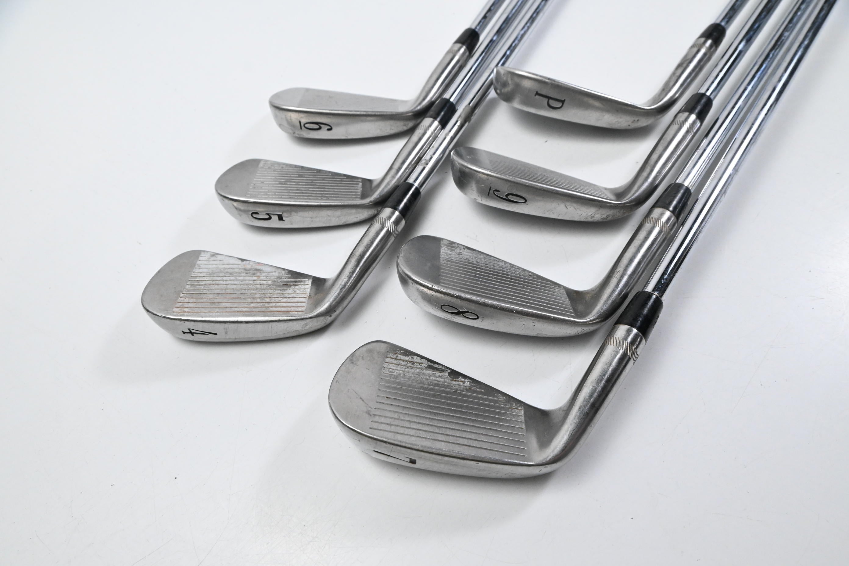 Titleist DCI 762 Irons / 4-PW / Regular Flex Dynamic Gold R300 Shafts