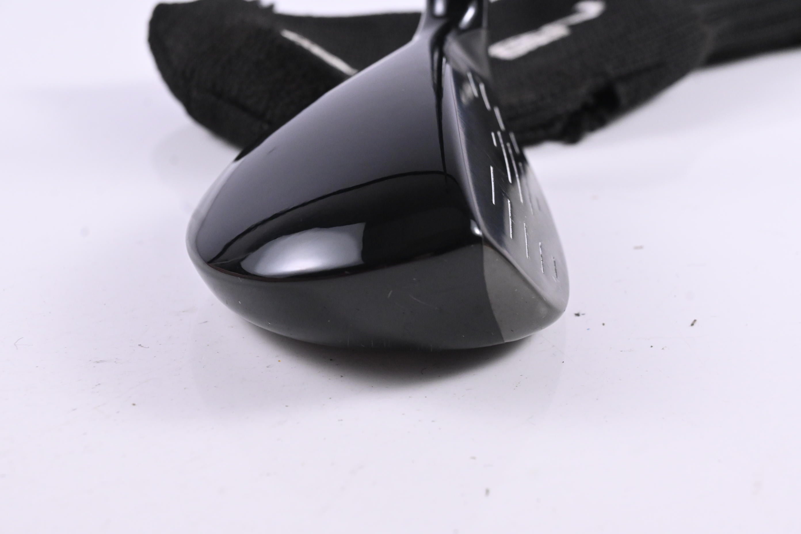 Eleven #8 Hybrid / 35 Degree / Regular Flex KBS TGI 70 Shaft