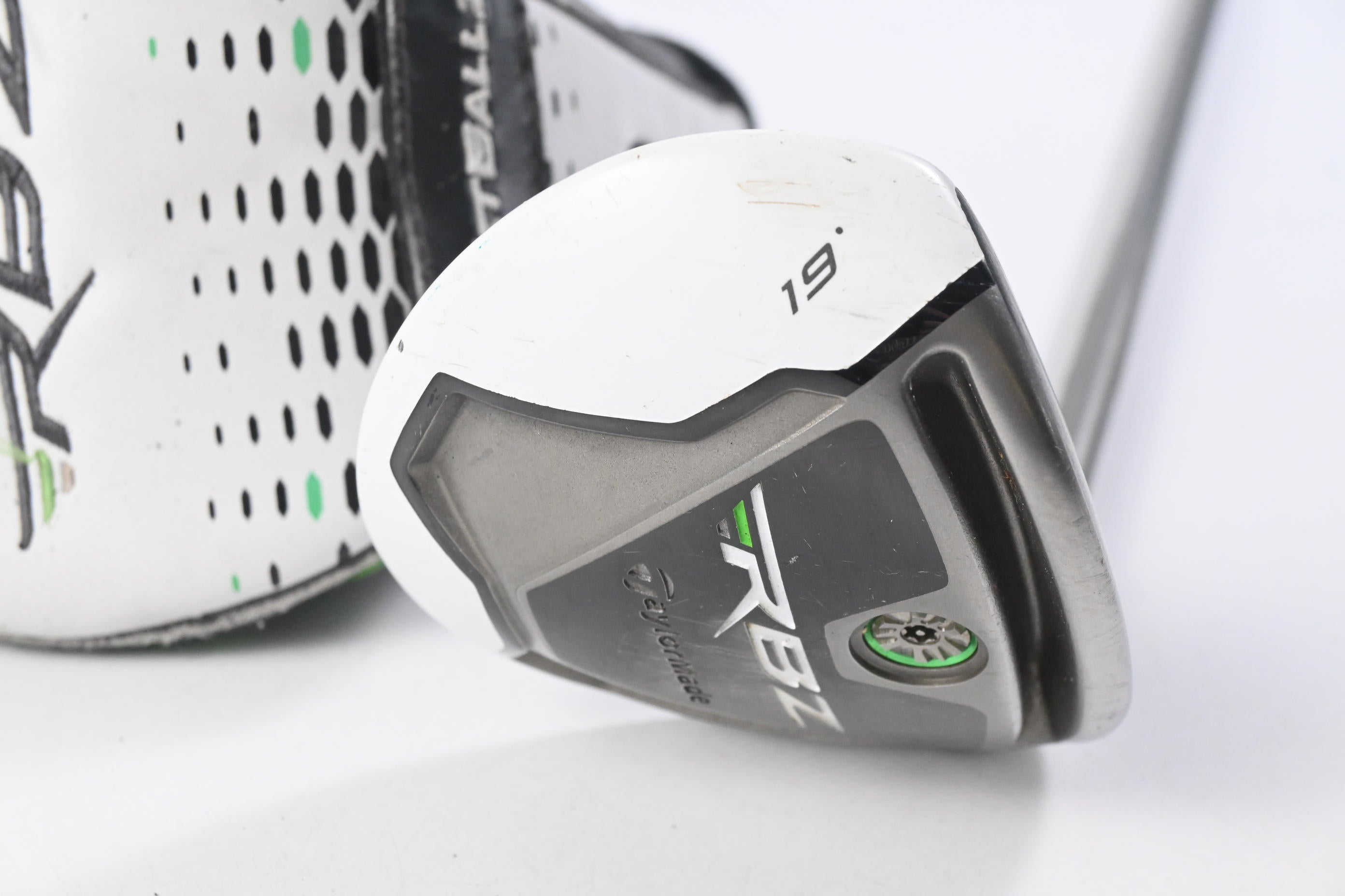 Ladies Taylormade RBZ #5 Wood / 19 Degree / Ladies Flex Matrix Ozik XCon-5 Shaft