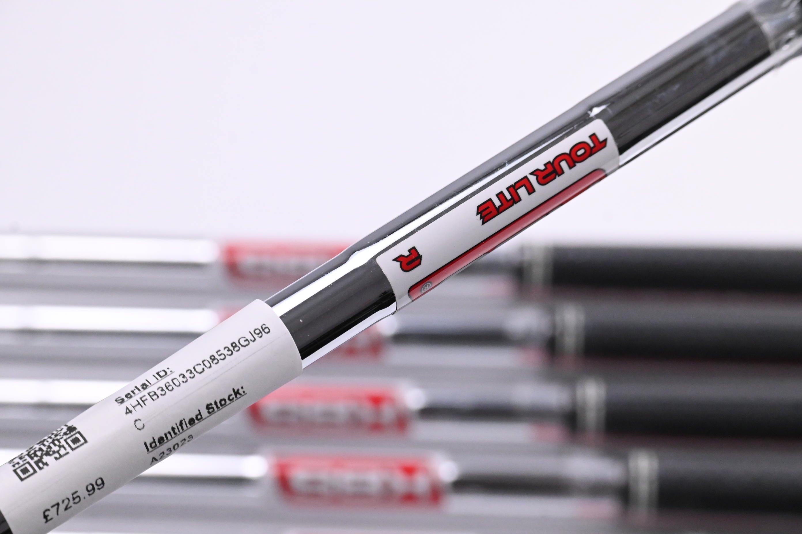 Cobra DS-Adapt Max Irons / 5-PW+GW / Regular Flex KBS Tour Lite Shafts