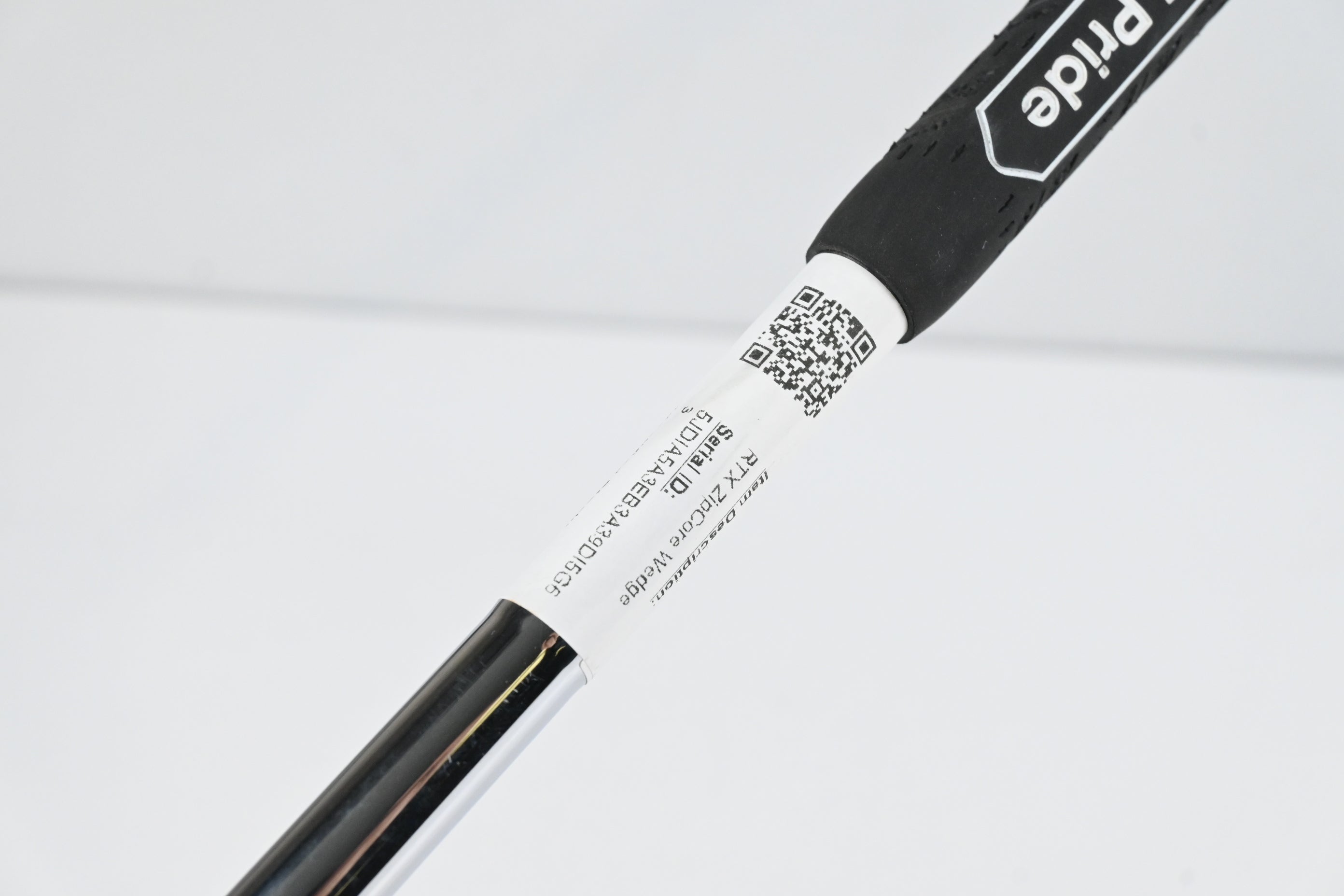 Cleveland RTX ZipCore Gap Wedge / 52 Degree / Wedge Flex Dynamic Gold Spinner