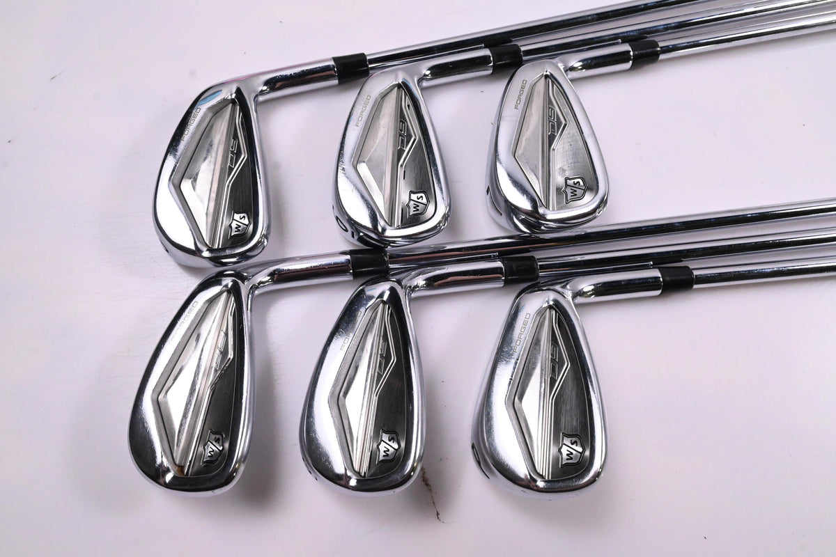 Wilson D9 Forged Irons / 5-PW / Regular Flex Dynamic Gold 95 R300 Shafts