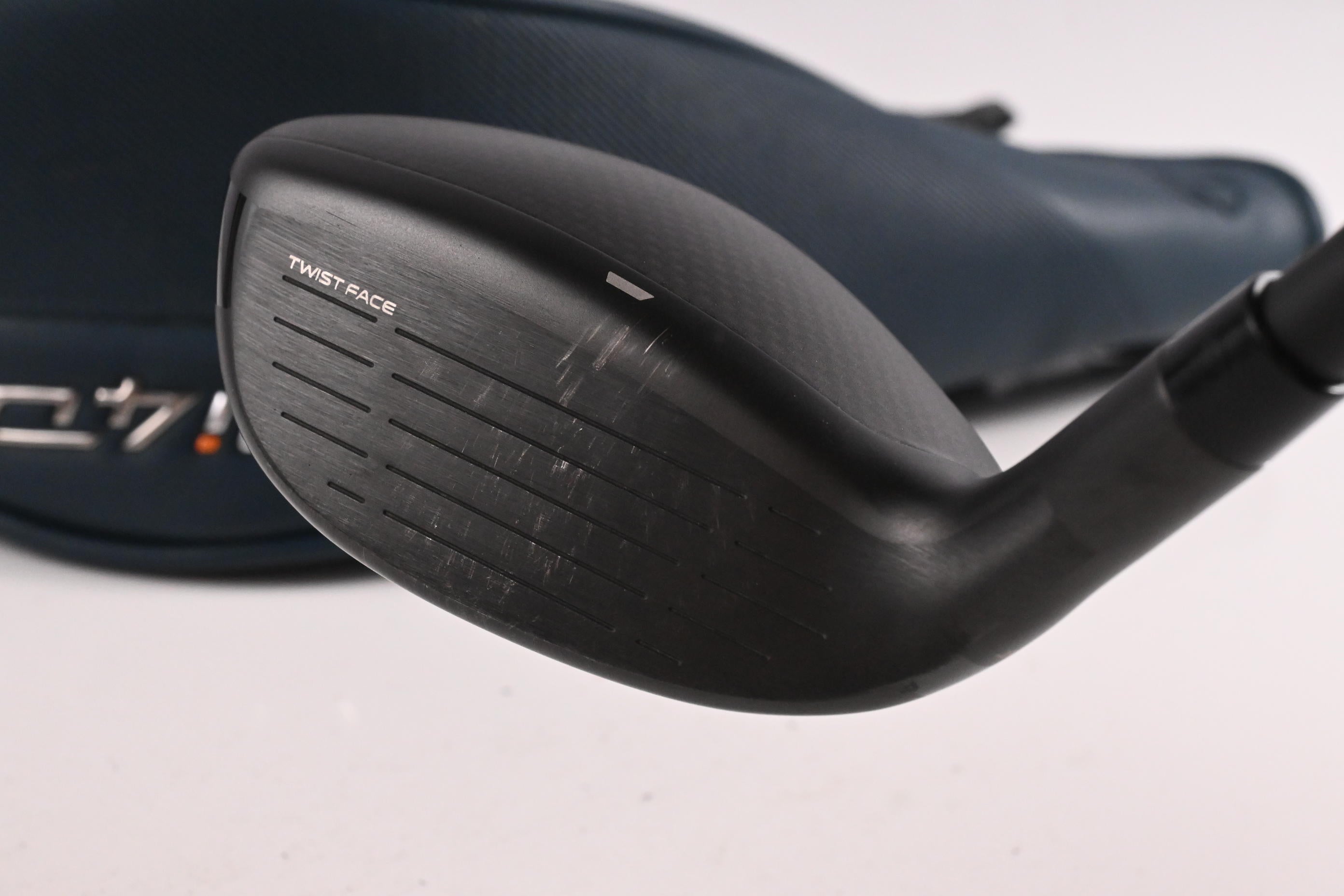 Taylormade Qi4D Max #6 Hybrid / 30 Degree / Regular Flex REAX By KBS 65 Shaft