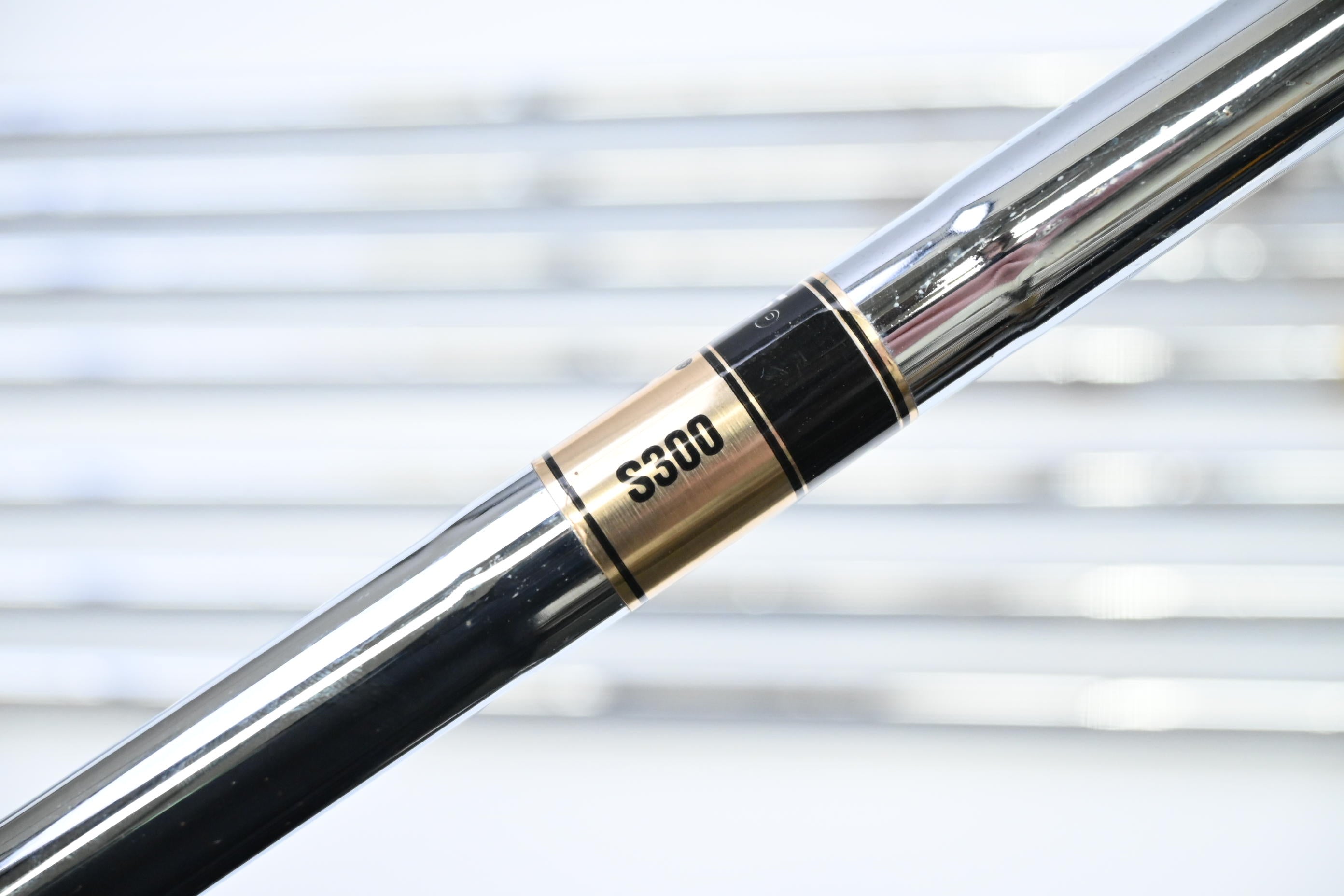 Titleist MB 710 Irons / 3-PW / Stiff Flex Dynamic Gold S300 Shafts