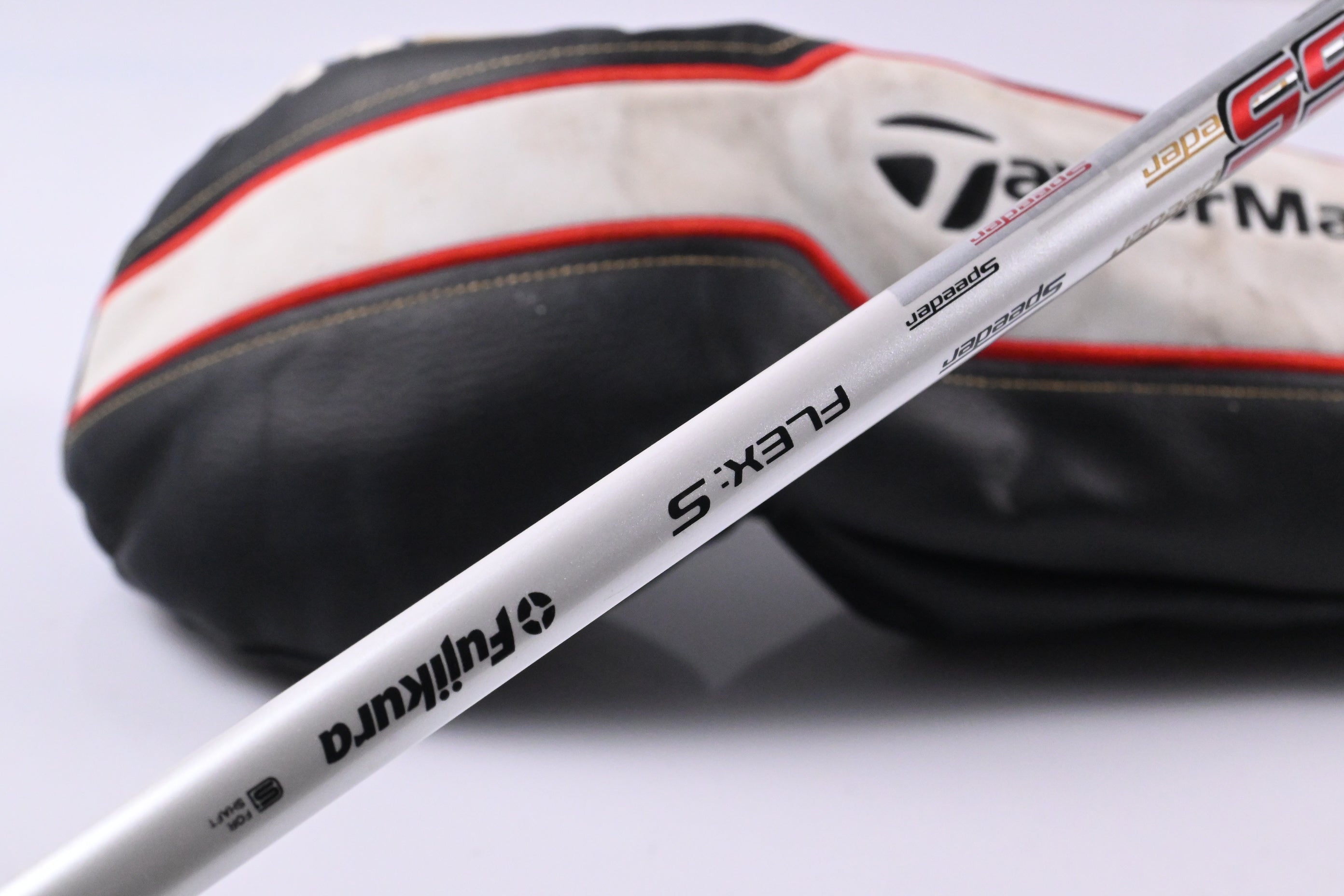 Taylormade M2 2016 Driver / 13 Degree / Stiff Flex Fujikura Speeder 565 Shaft