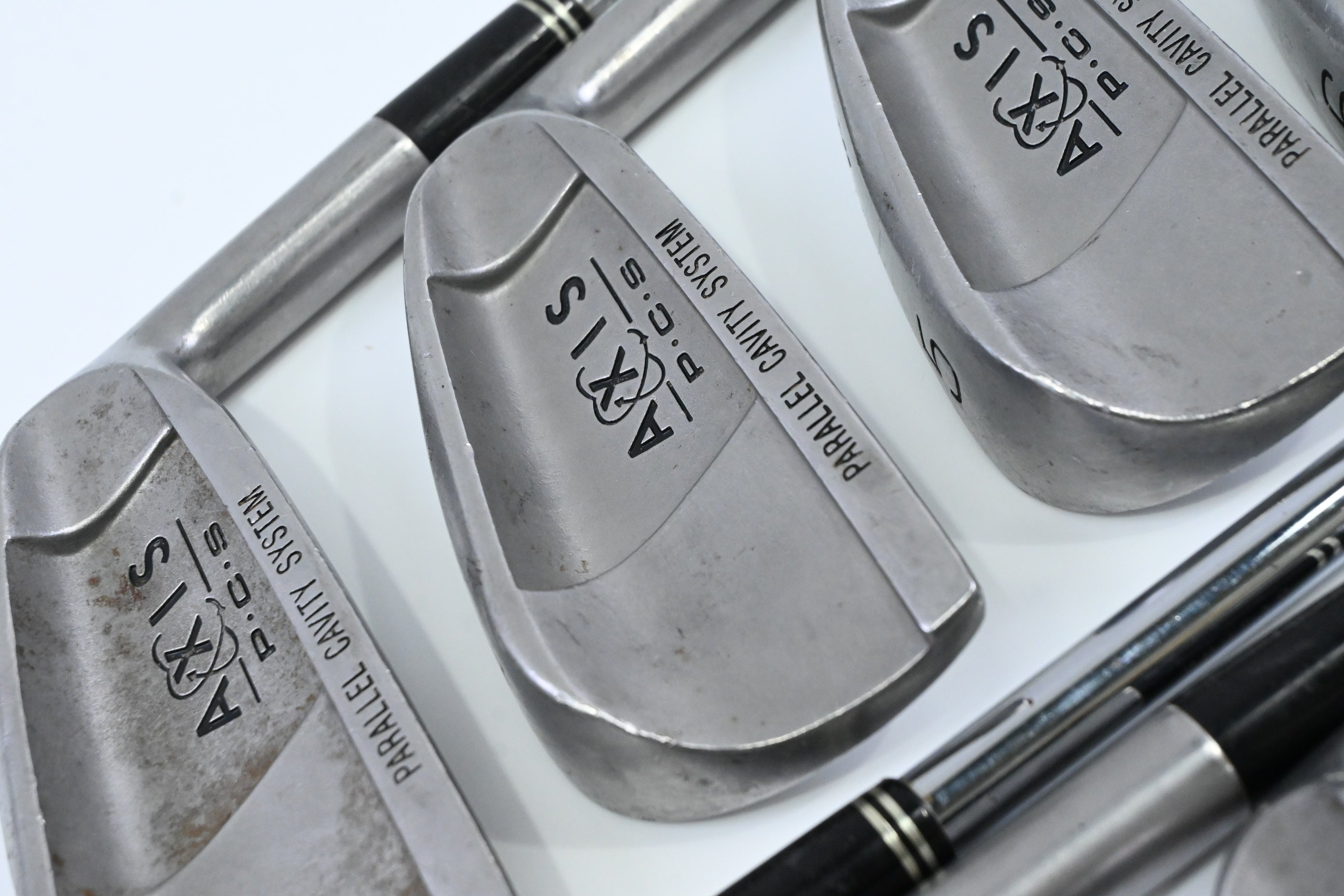 Mizuno Axis Irons / 3-PW+SW / Regular Flex Mizuno Axis Shafts