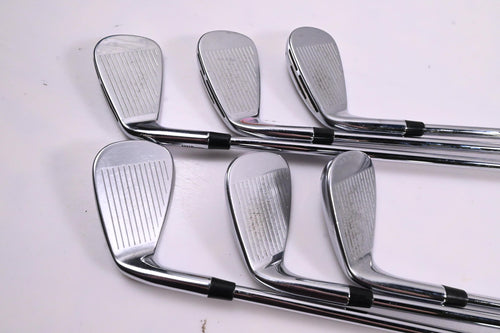 Wilson D9 Forged Irons / 5-PW / Regular Flex Dynamic Gold 95 R300 Shafts