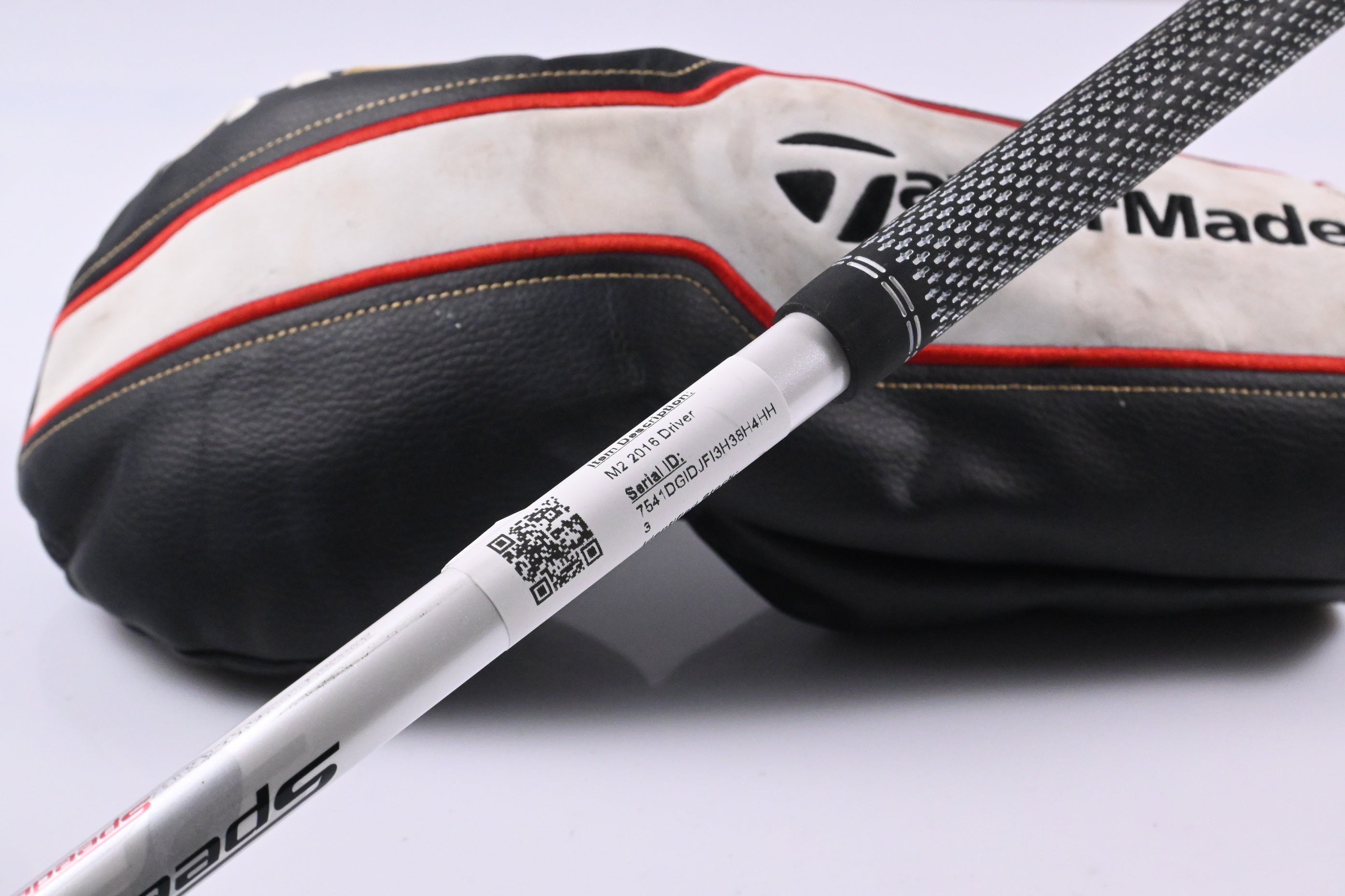 Taylormade M2 2016 Driver / 13 Degree / Stiff Flex Fujikura Speeder 565 Shaft