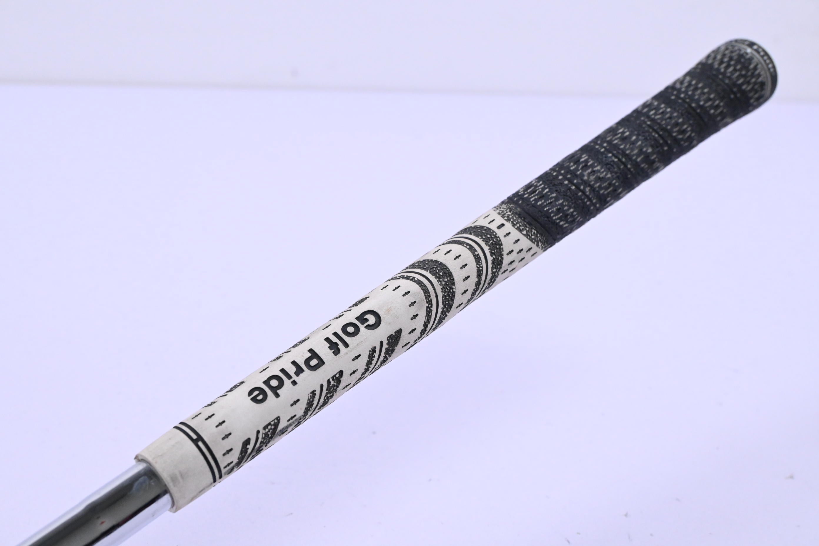 Taylormade Milled Grind 2 Black Sand Wedge / 54 Degree / Stiff Flex Dynamic Gold