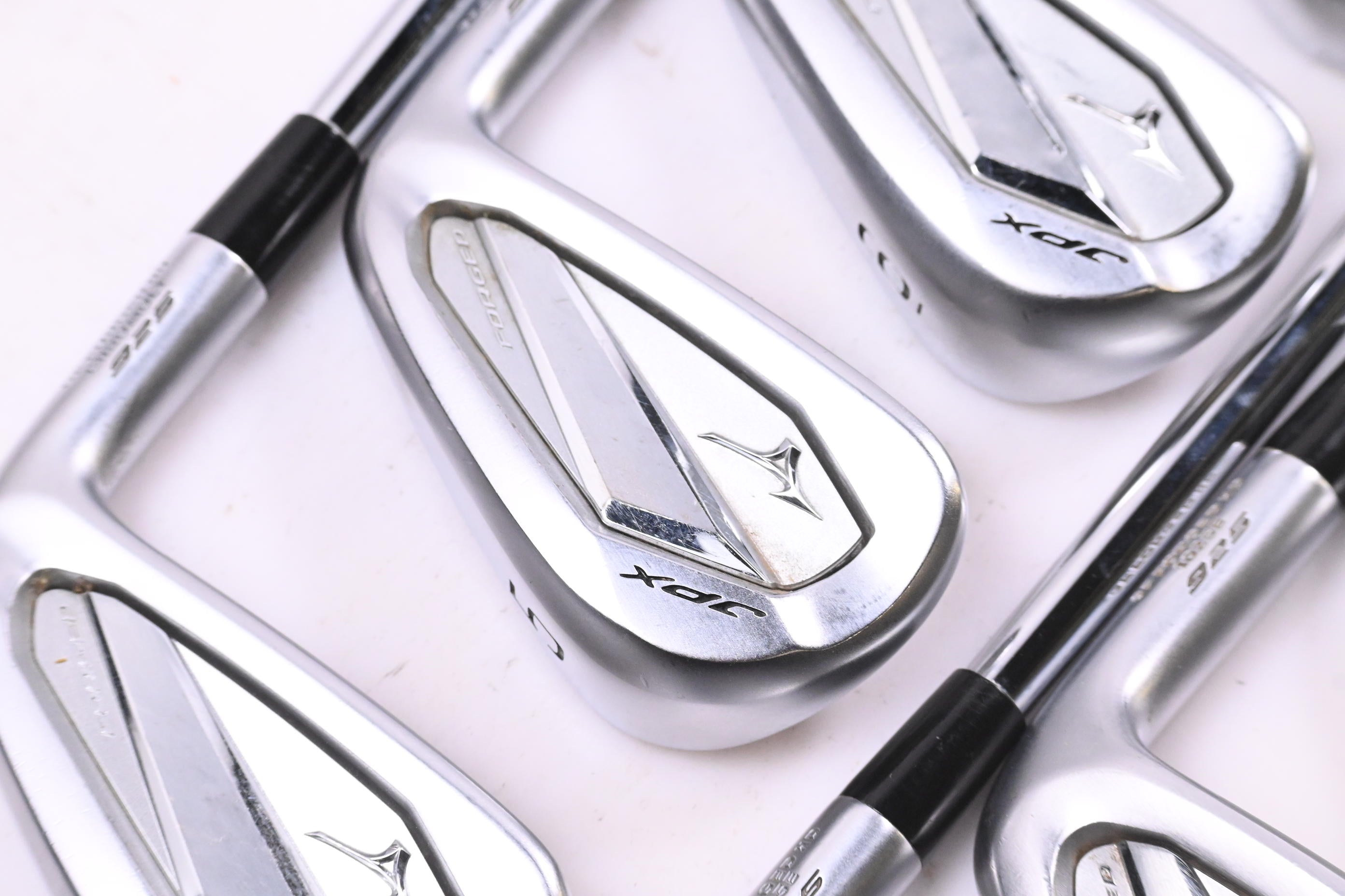 Mizuno JPX 925 Forged Irons / 4-PW+GW / Stiff Flex Project X LZ 120 Shafts