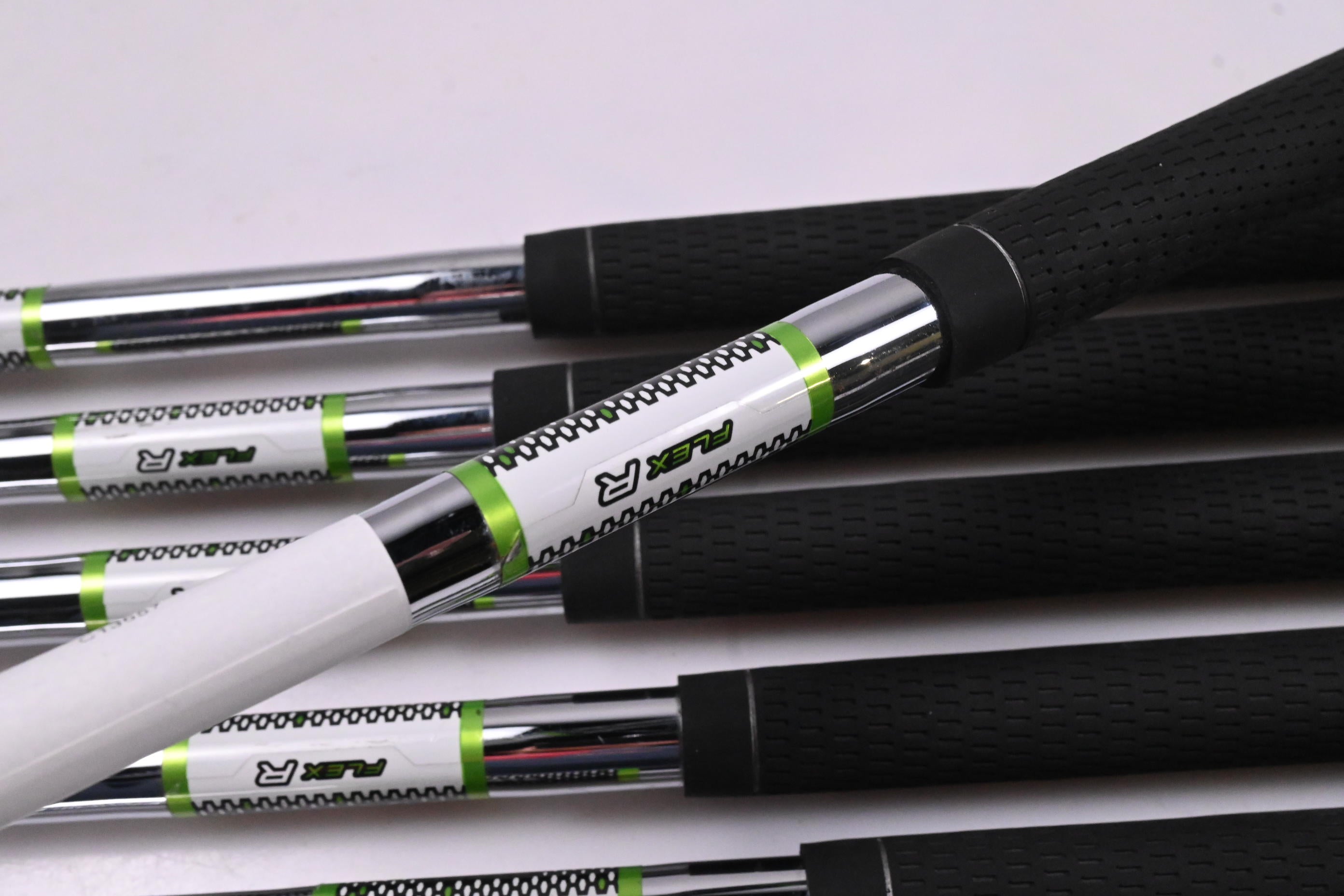 Taylormade RBZ Irons / 4-PW+GW / Regular Flex Taylormade Shafts