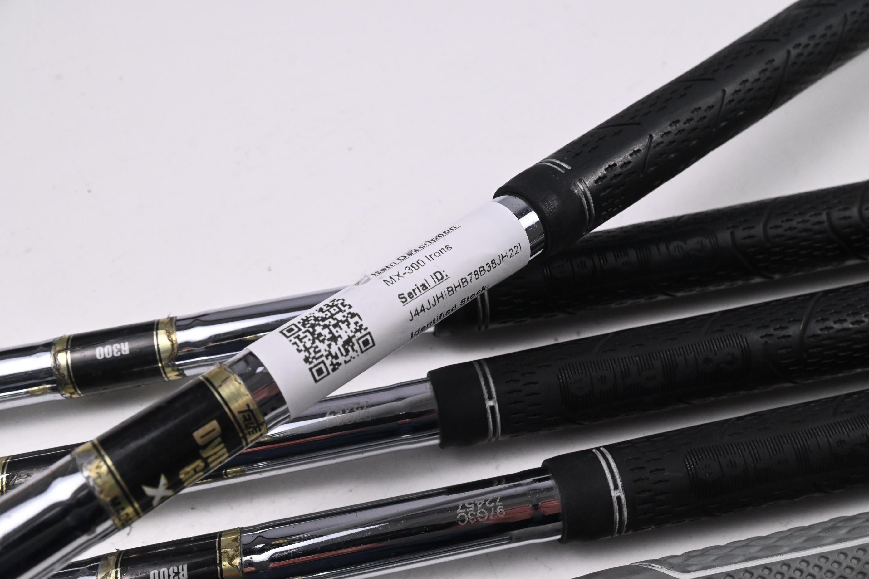 Mizuno MX-300 Irons / 5-PW / Regular Flex Dynalite Gold XP R300 Shafts