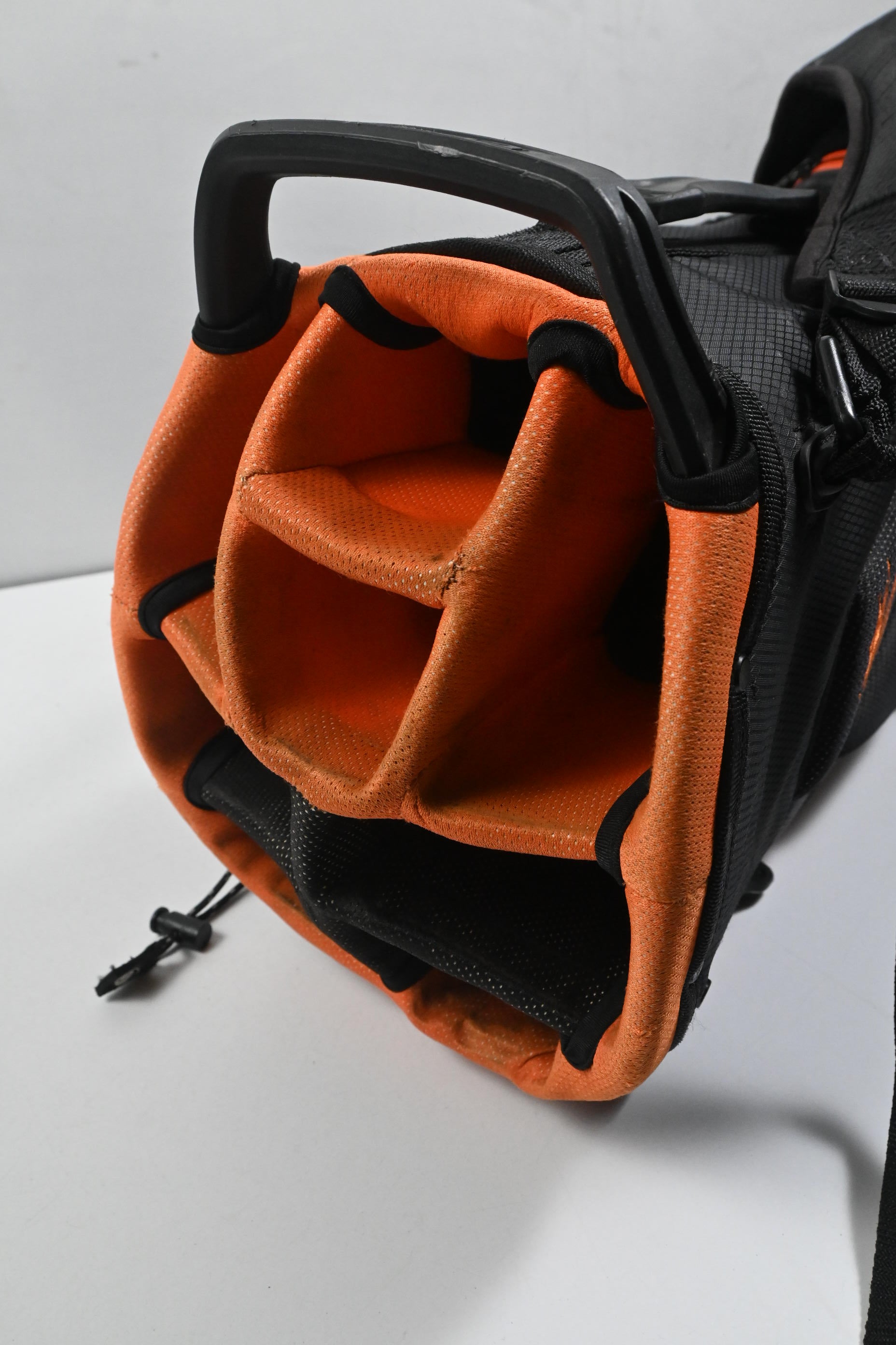 Cobra Storm Cell Stand Bag / 8-Way Divider / Black & Orange