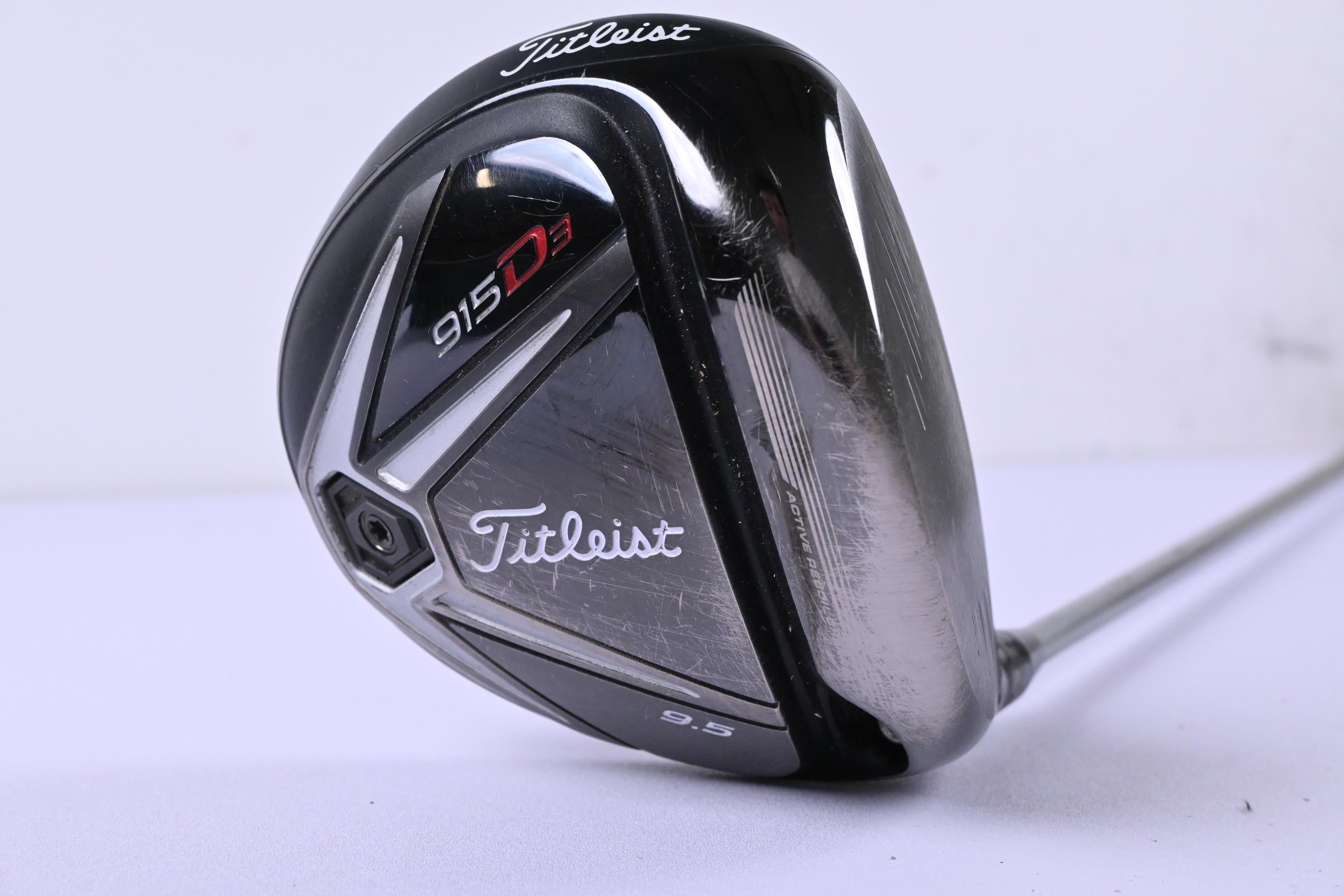 Titleist 915 D3 Driver / 9.5 Degree / X-Flex Diamana S+ Blue 60 Shaft