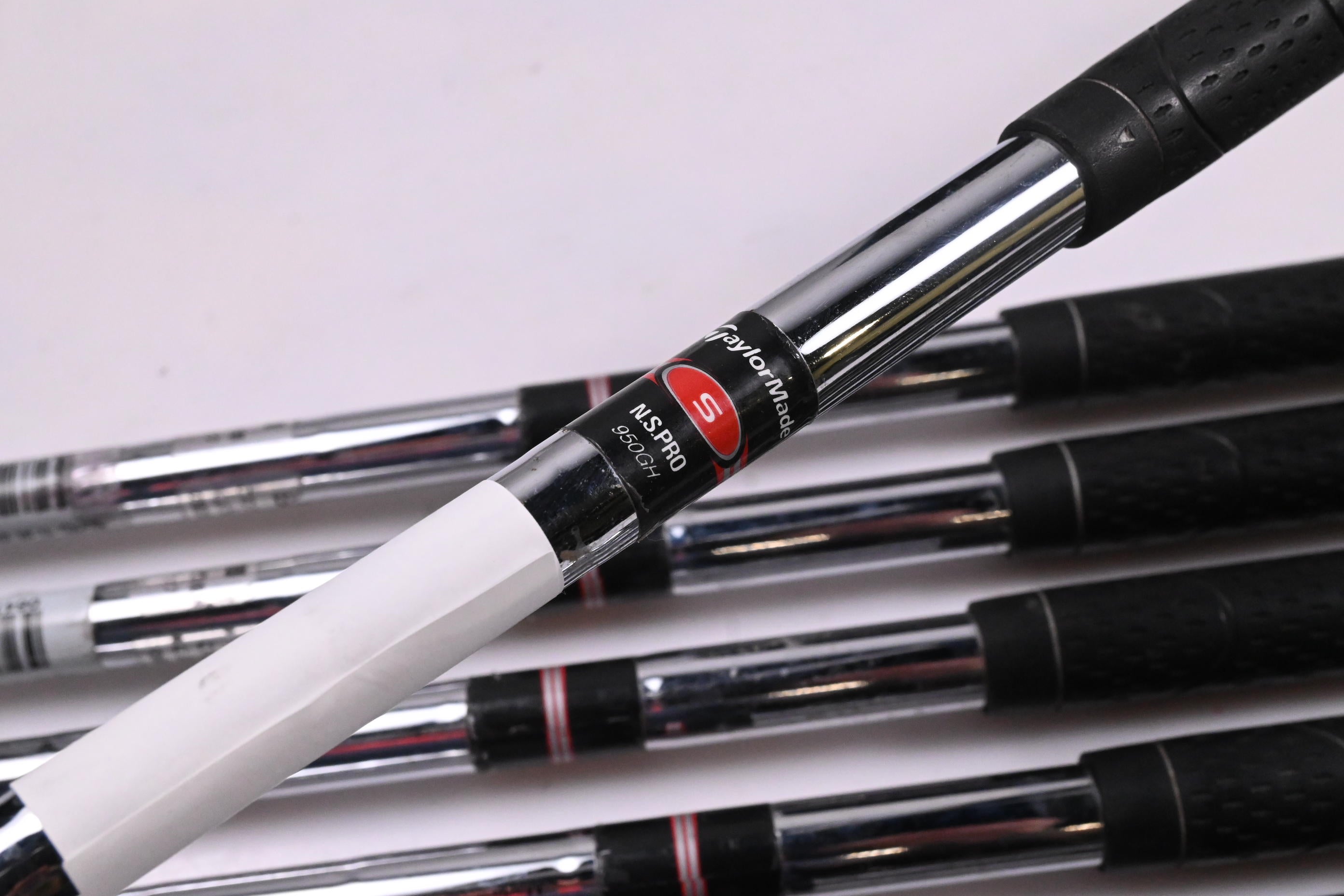 Taylormade Burner XD Irons / 5-PW+GW+SW / Stiff Flex N.S.Pro 950GH Shafts