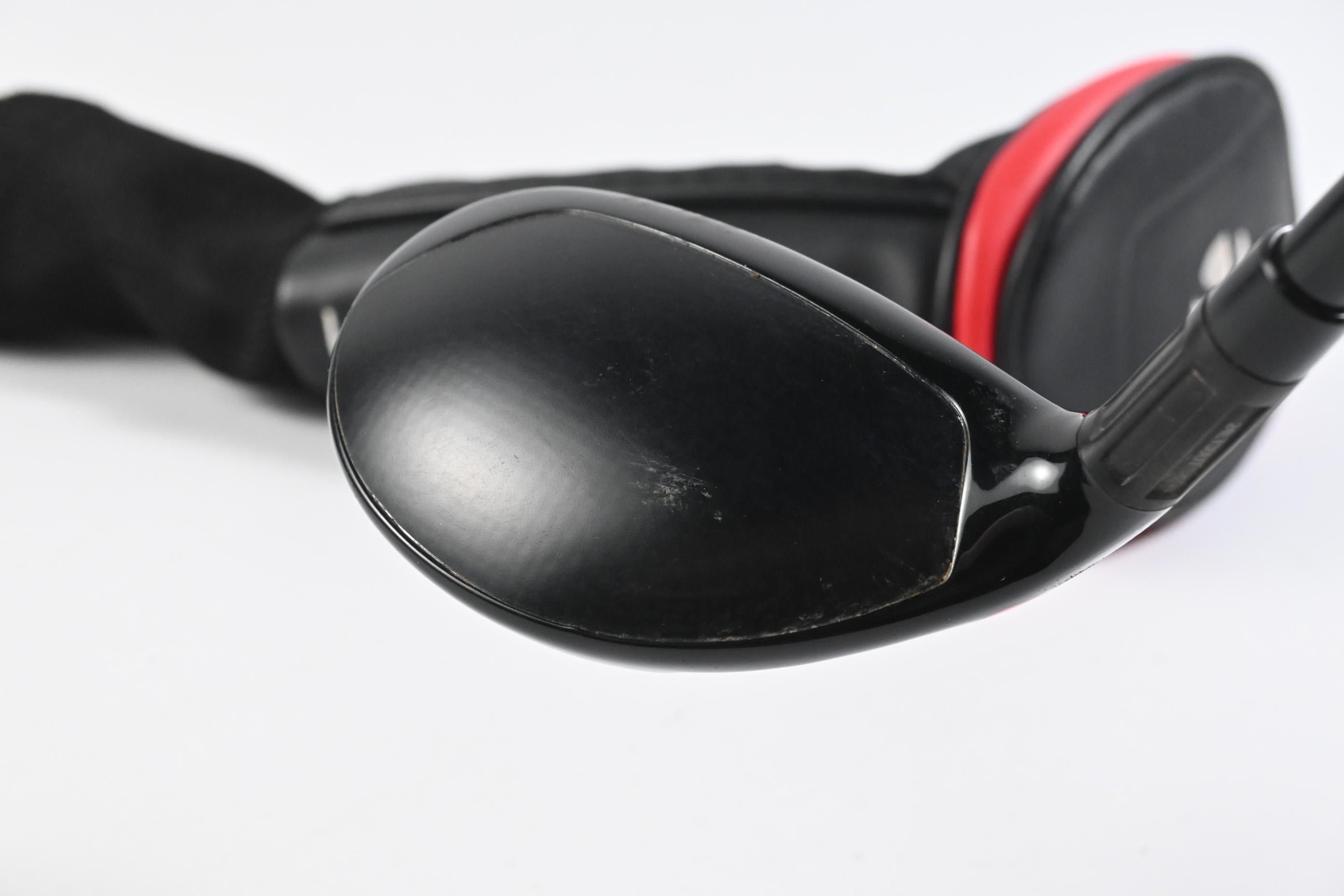 Left Hand Taylormade Stealth #3 Hybrid / 18 Degree / Regular Flex Ventus Red 6