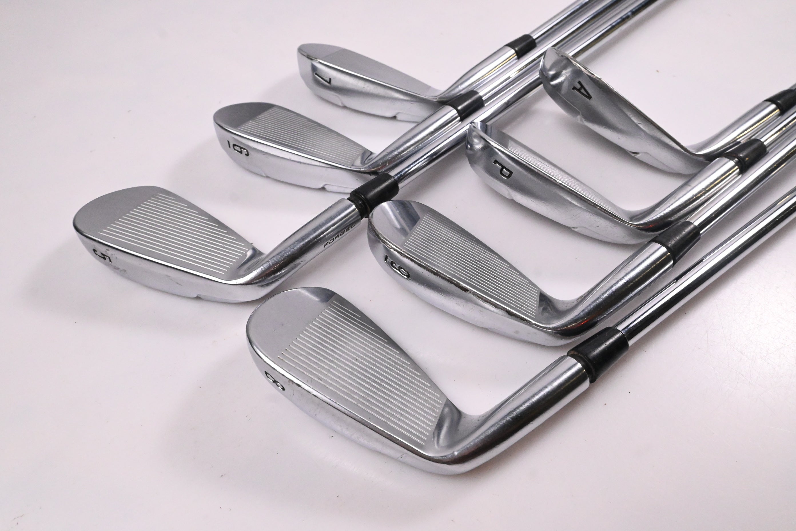 Nike VR-S Forged Irons / 5-PW+AW / Stiff Flex Dynalite Gold SL S300 Shafts
