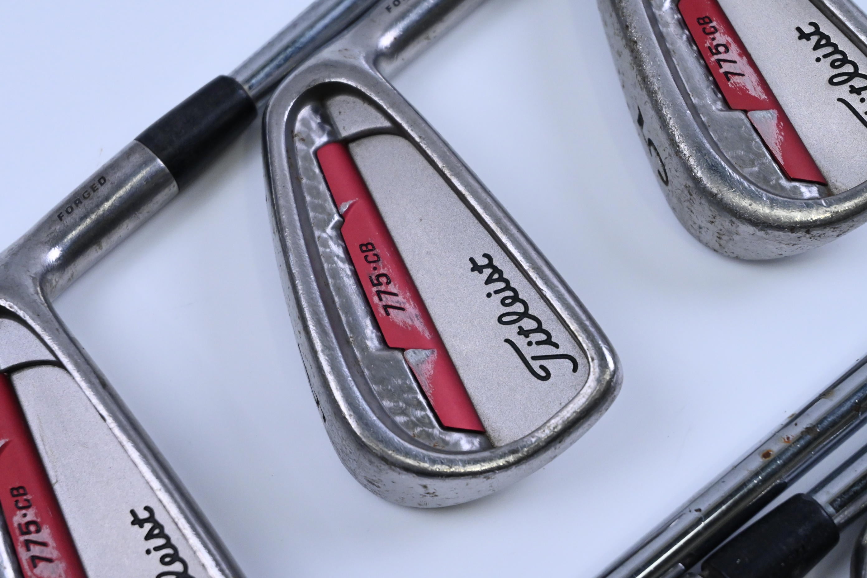 Titleist 775 Forged Irons / 3-9 / Stiff Flex Dynamic Gold S300 Shafts