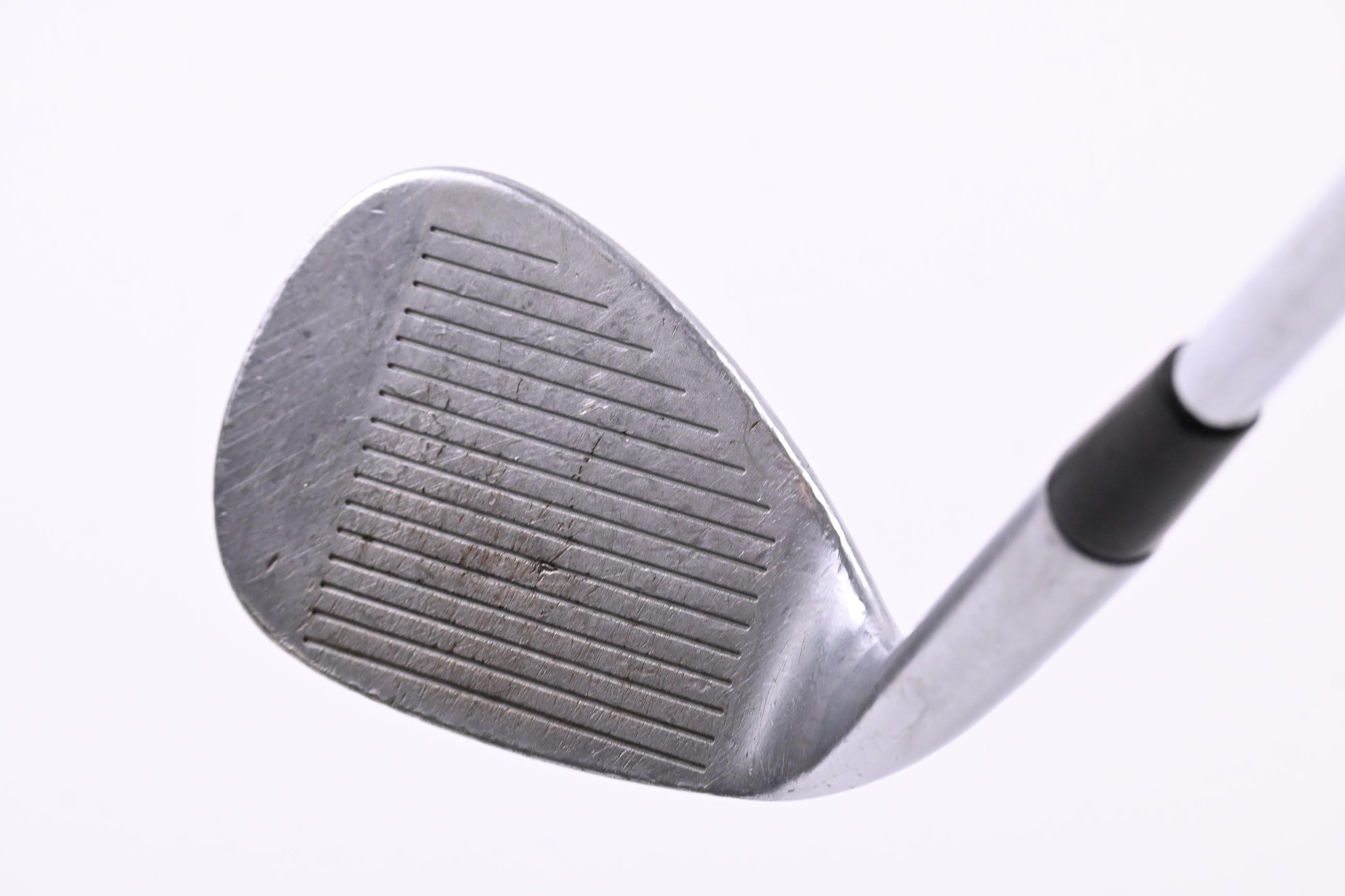 Nike SV Sand Wedge / 56 Degree / Stiff Flex Dynamic Gold S400 Shaft