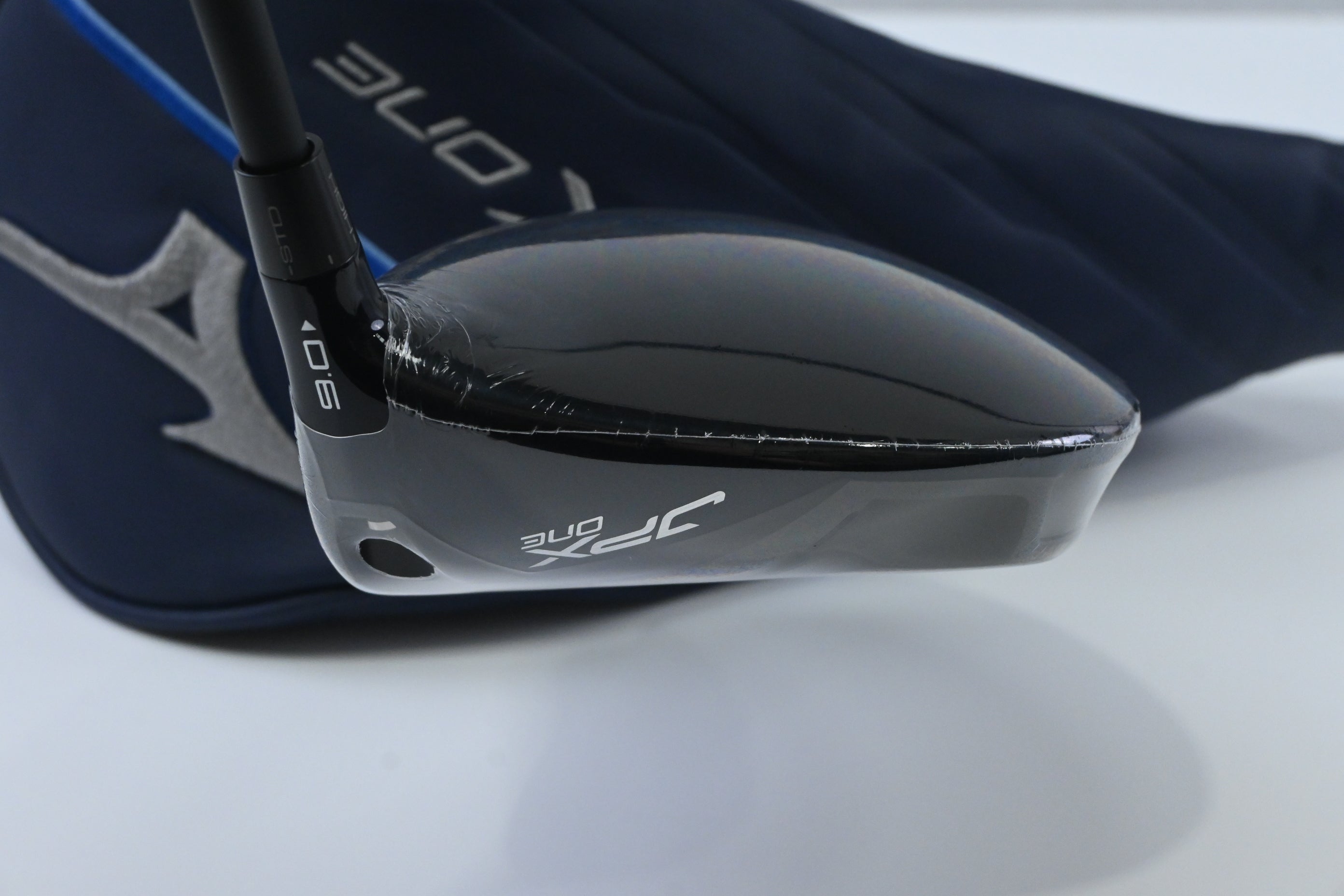 Mizuno JPX One Driver / 9 Degree / Stiff Flex Tensei 1K Blue 65 Shaft
