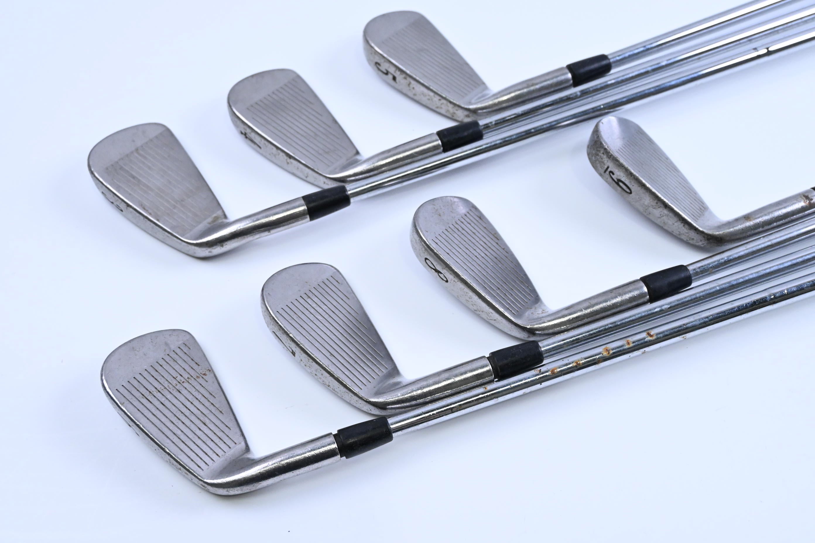 Titleist 775 Forged Irons / 3-9 / Stiff Flex Dynamic Gold S300 Shafts