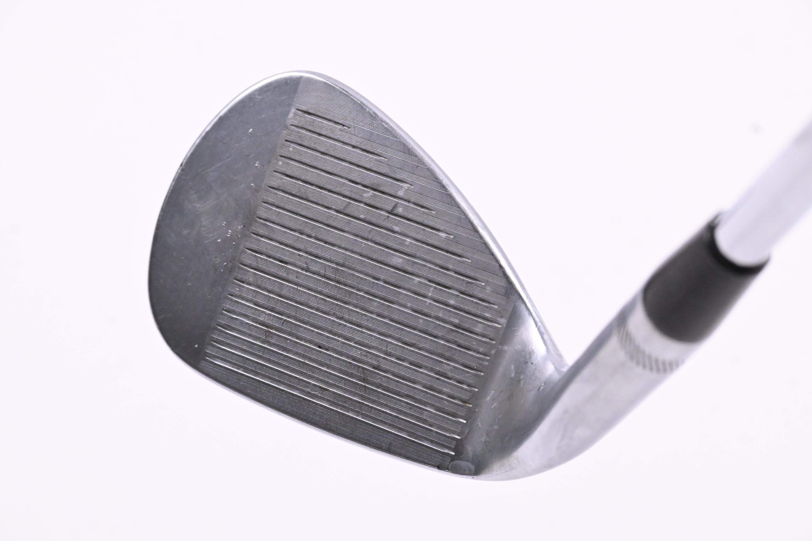 Titleist Vokey SM9 Sand Wedge / 54 Degree / X-Flex AMT Tour White X100 Shaft
