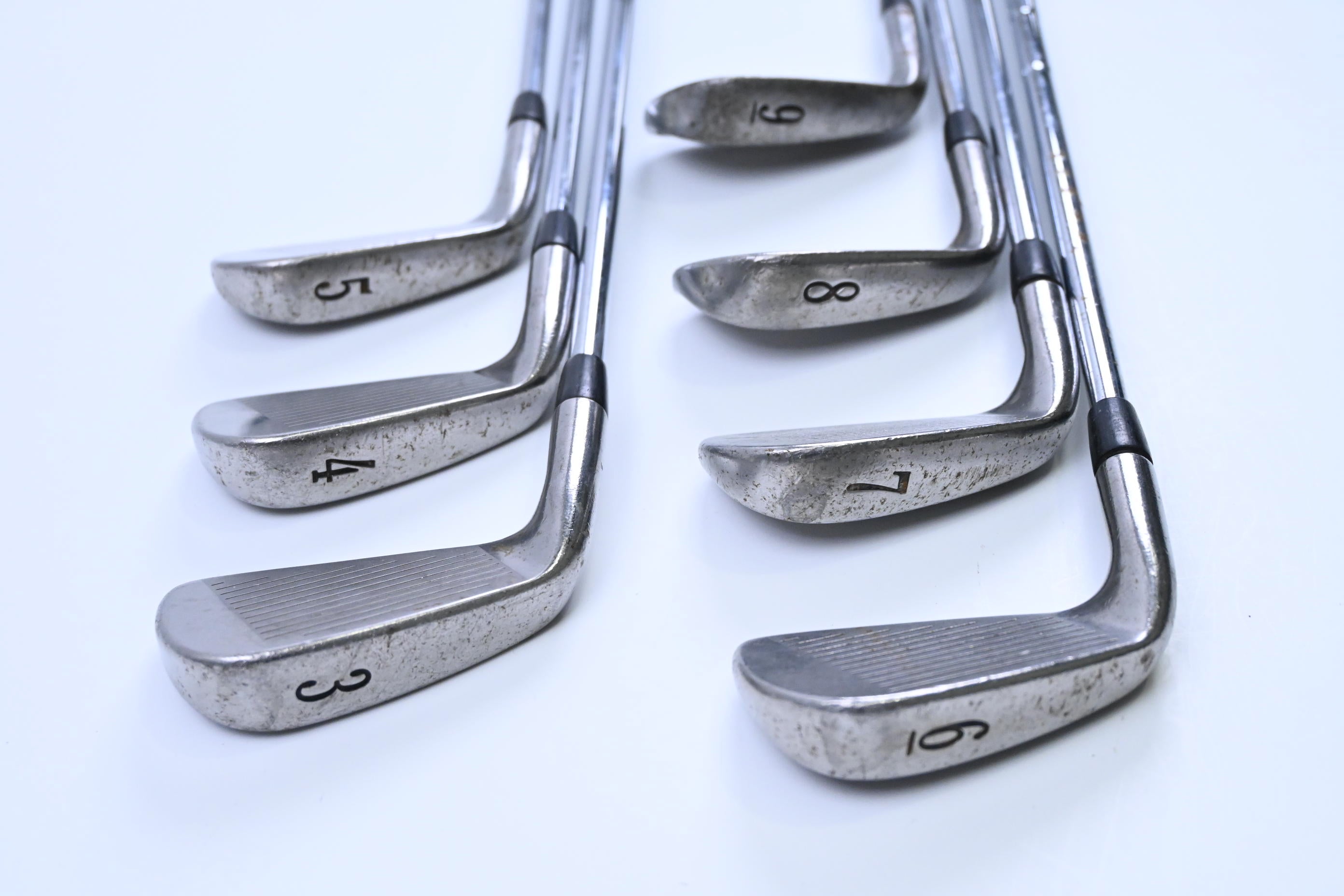 Titleist 775 Forged Irons / 3-9 / Stiff Flex Dynamic Gold S300 Shafts