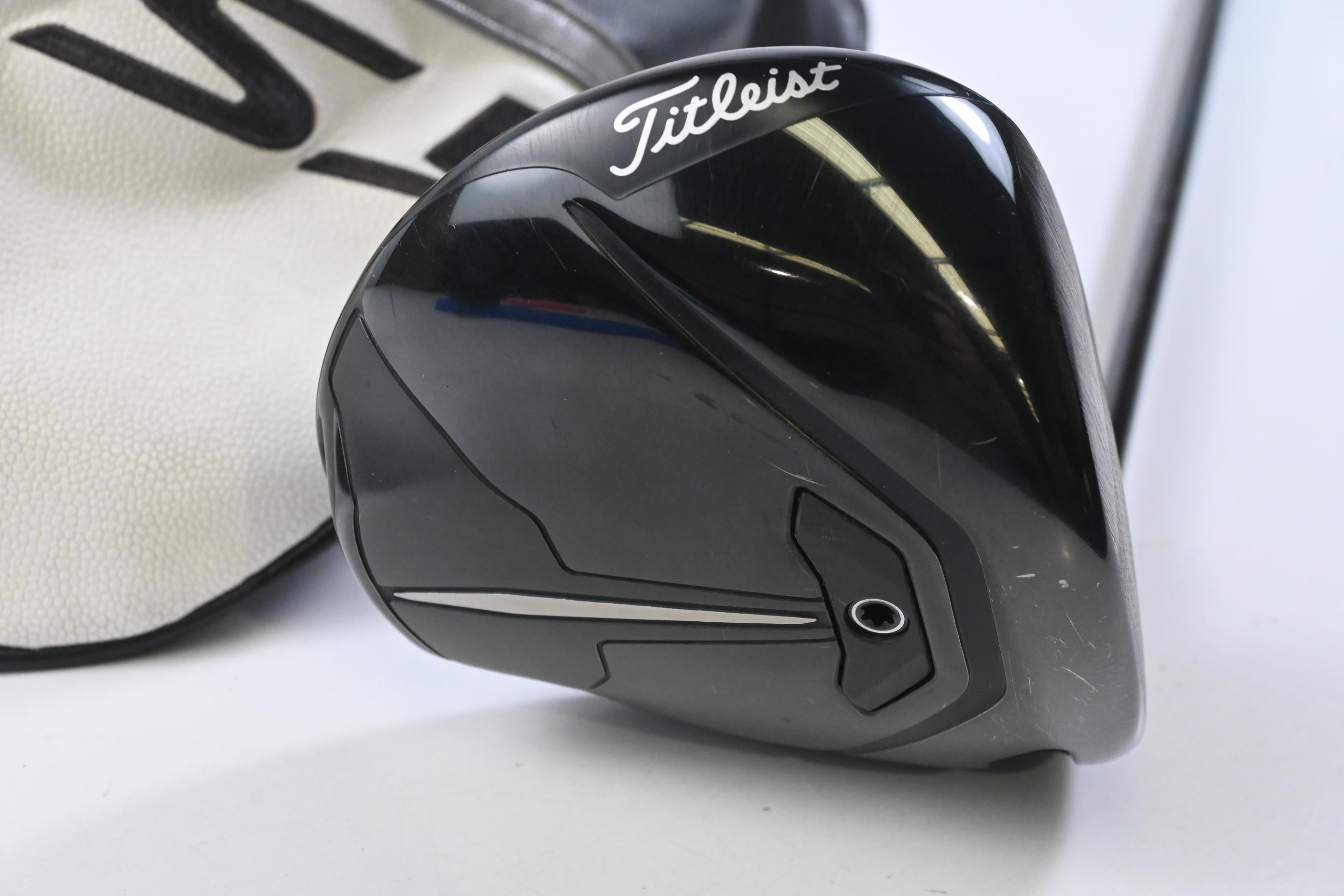 Titleist TSR4 Driver / 9 Degree / Stiff Flex HZRDUS Black 80 Shaft