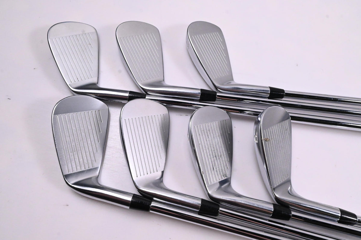 Vega Mizar Tour Irons / 4-PW / Stiff Flex Dynamic Gold Mid S400 Shafts