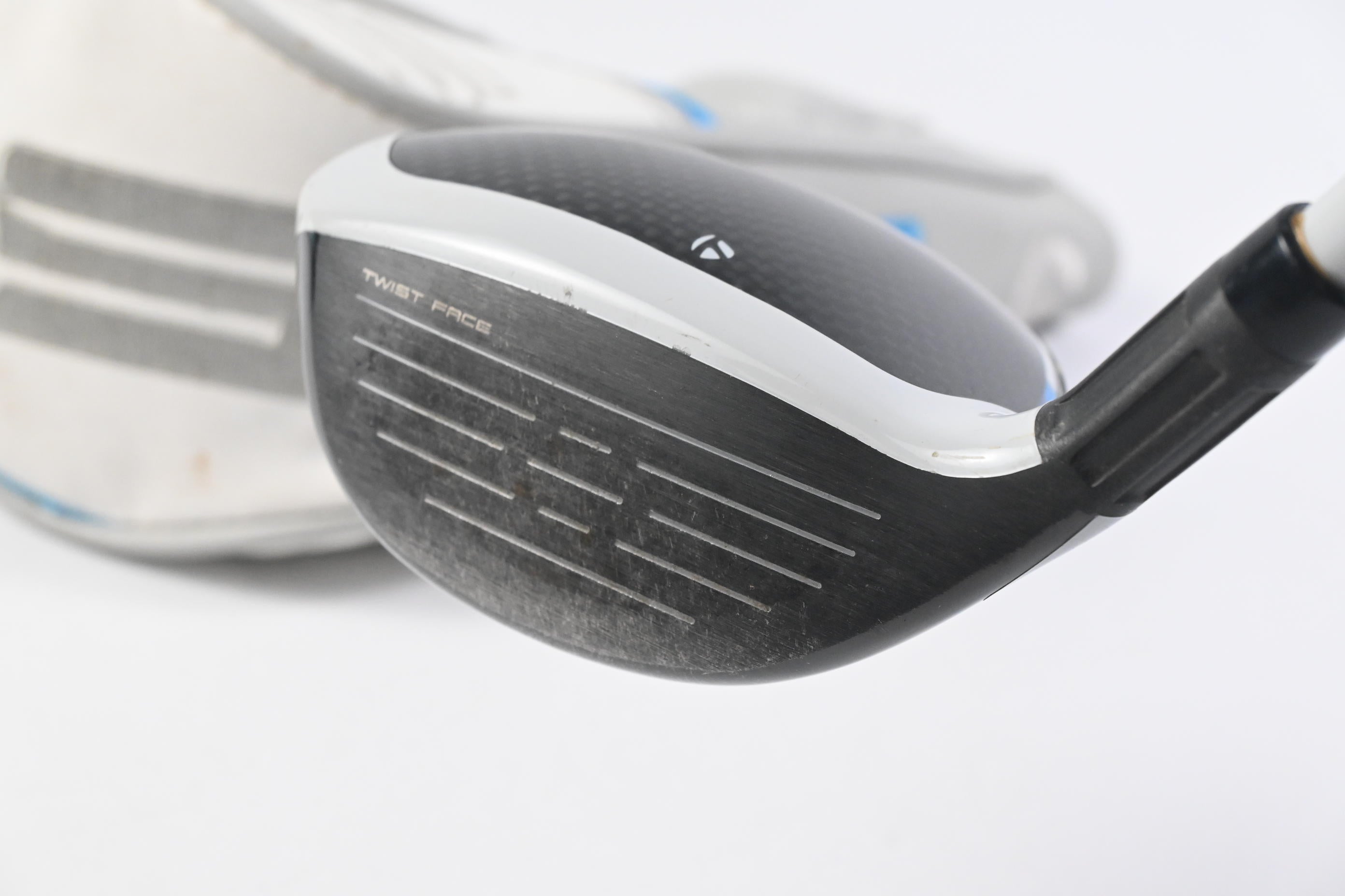 Ladies Taylormade SIM2 Max #5 Wood / 18 Degree / Ladies Flex Aldila NV 45 Shaft