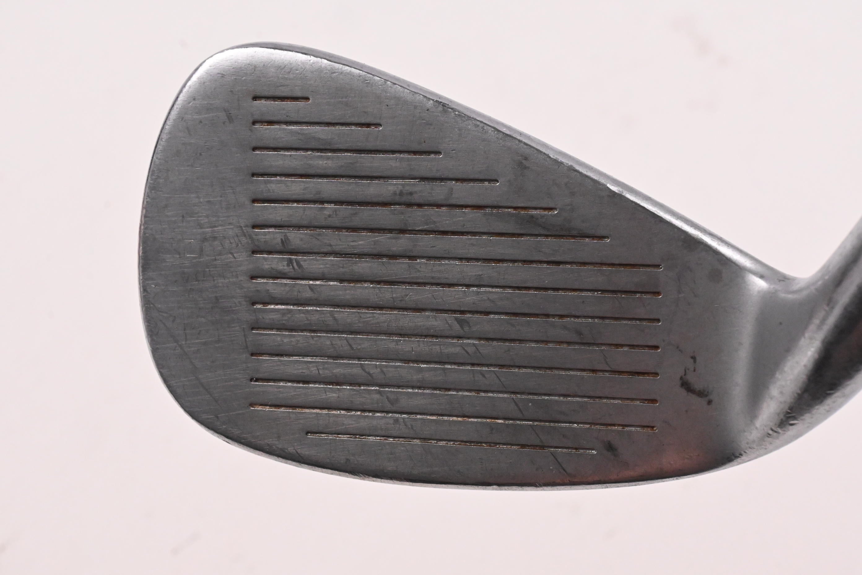 Taylormade R9 #5 Iron / Regular Flex Motore 65 Shaft