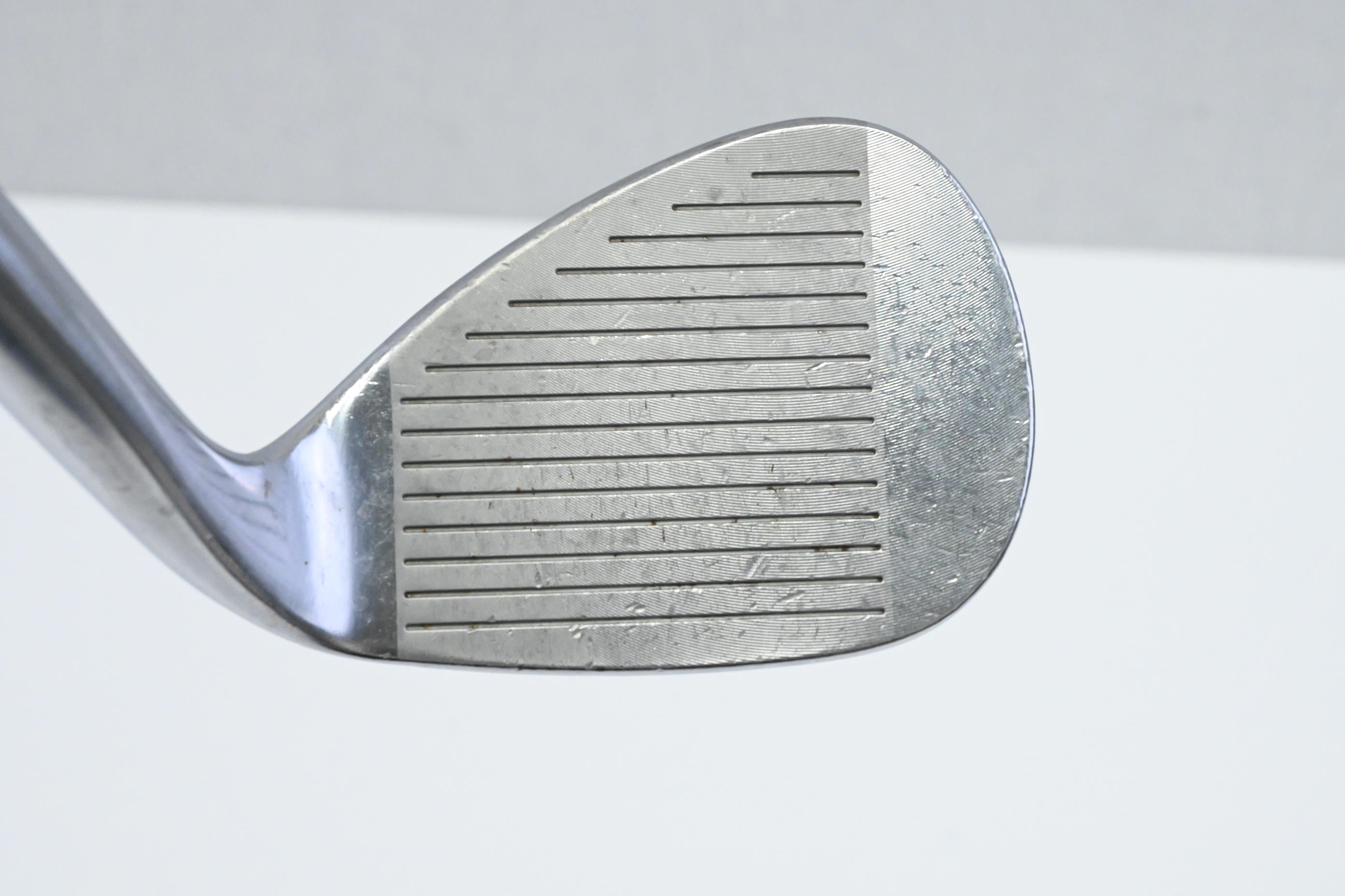 Left Hand Mizuno JPX Series Gap Wedge / 52 Degree / Regular Flex Dynalite Gold