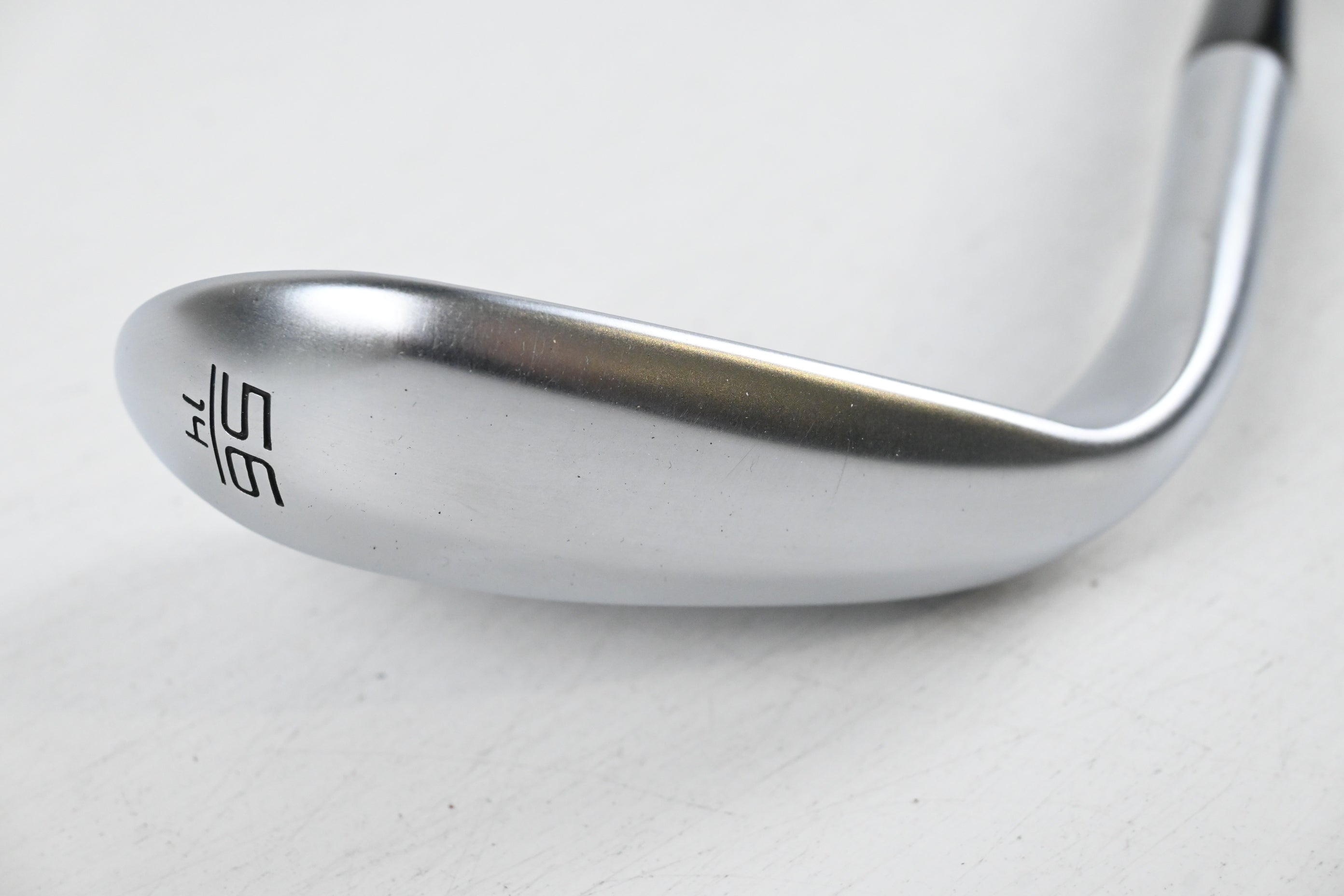Cleveland CBX 4 Zipcore Sand Wedge / 56 Degree / Wedge Flex UST Recoil Dart 80
