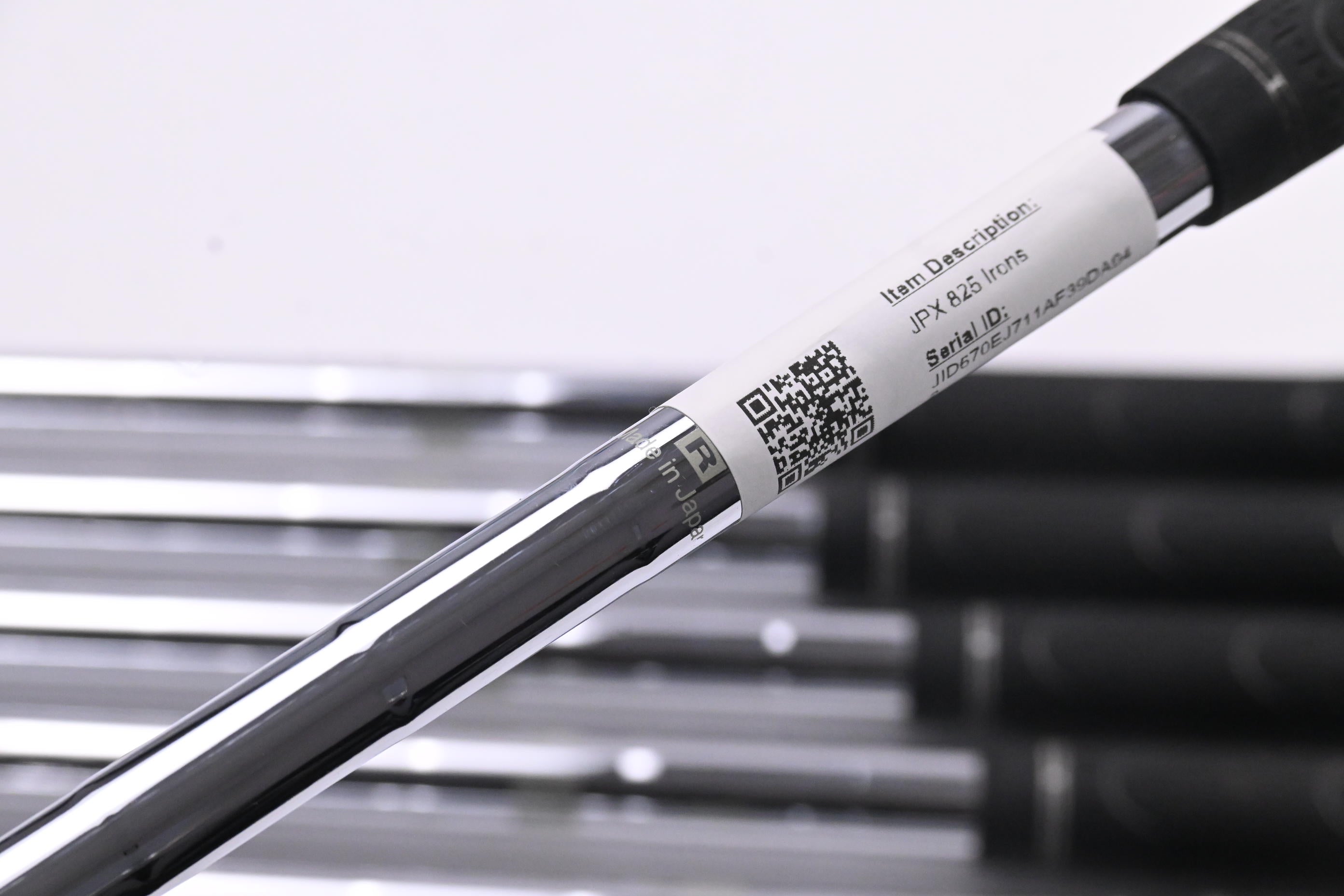 Mizuno JPX 825 Irons / 5-PW / Regular Flex NS Pro 950 GH Steel Shafts