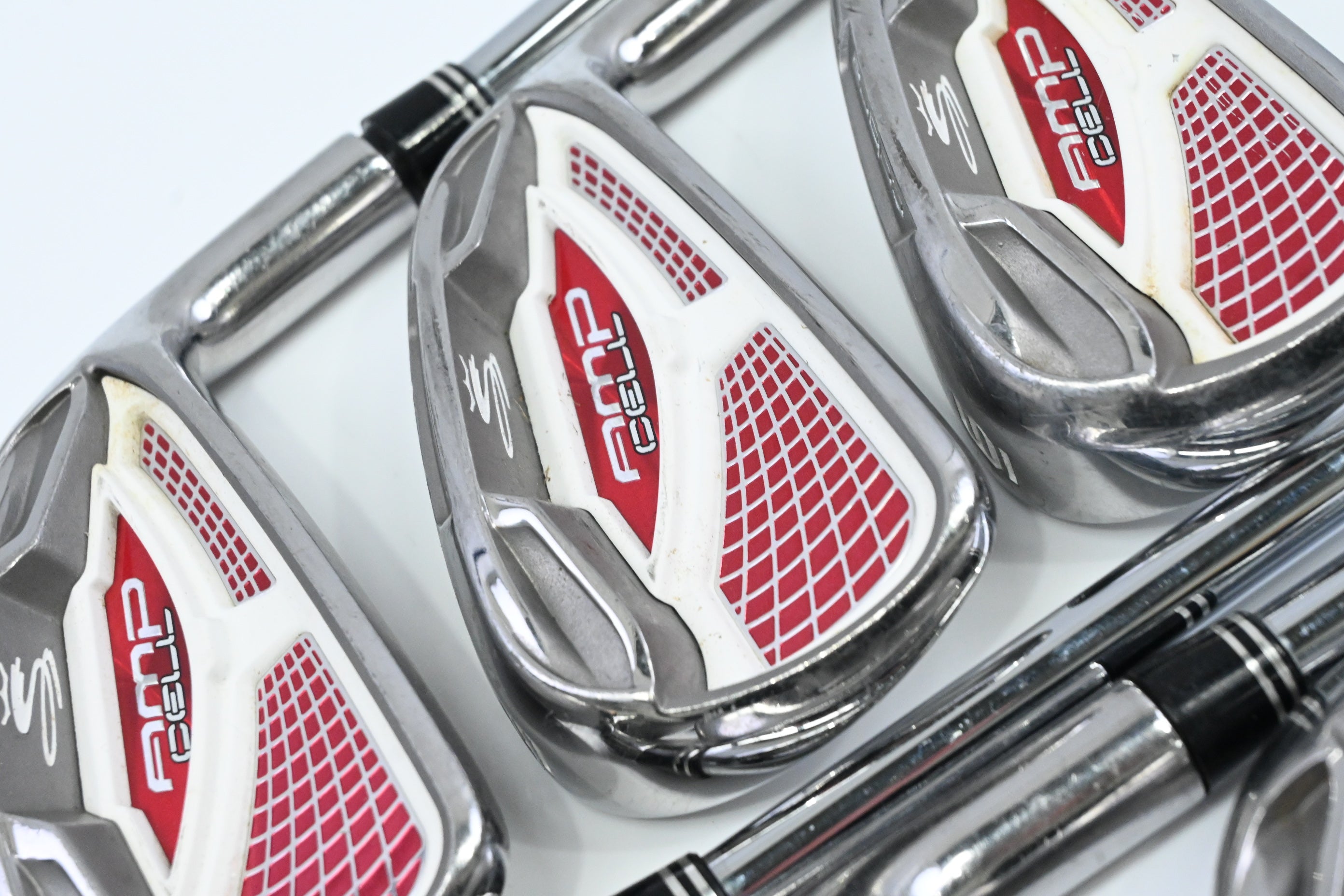 Cobra AMP Cell Irons / 4-PW / Regular Flex Dynalite 90 Shafts