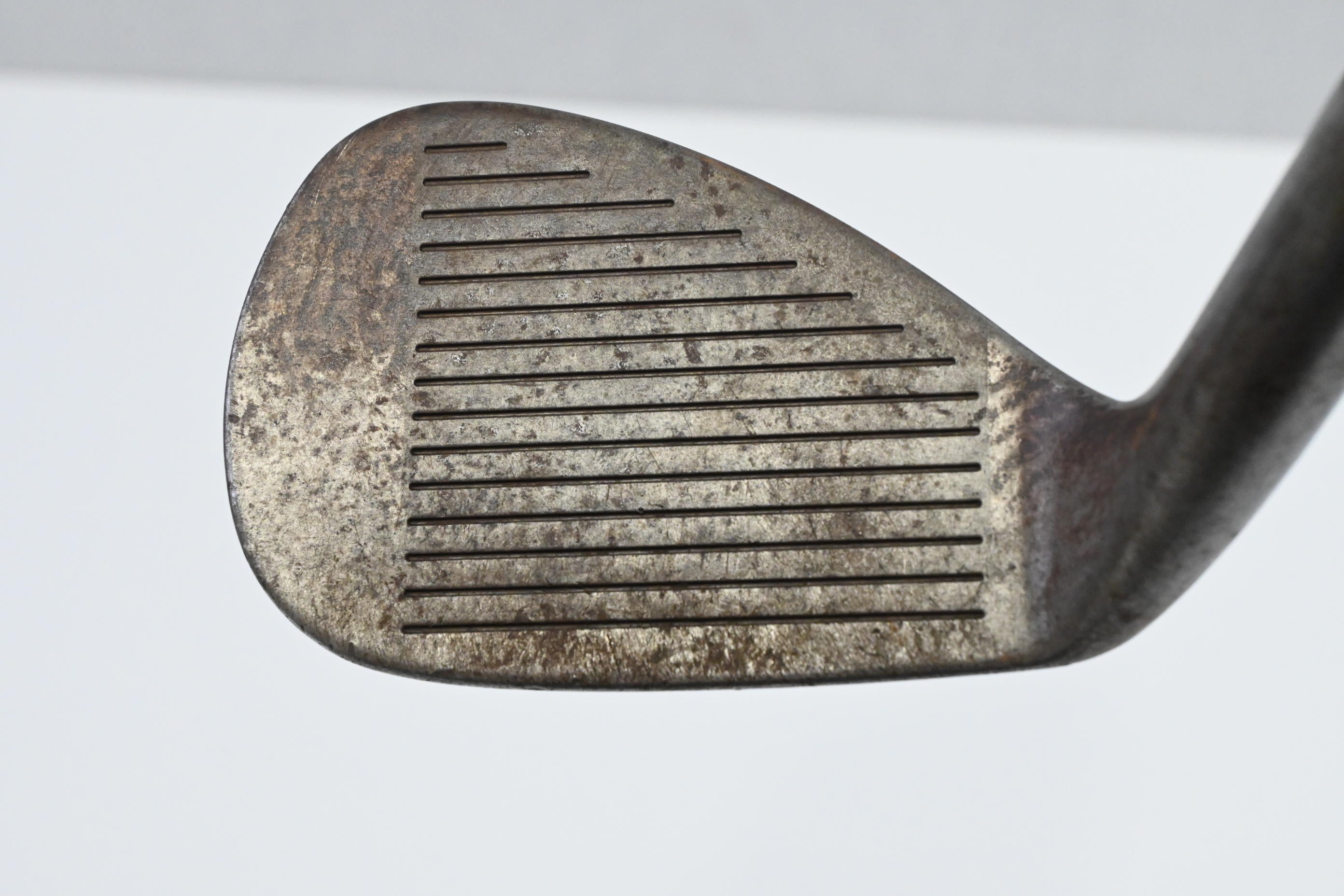 Cobra Trusty Rusty Original Sand Wedge / 56 Degree / Wedge Flex Dynamic Gold