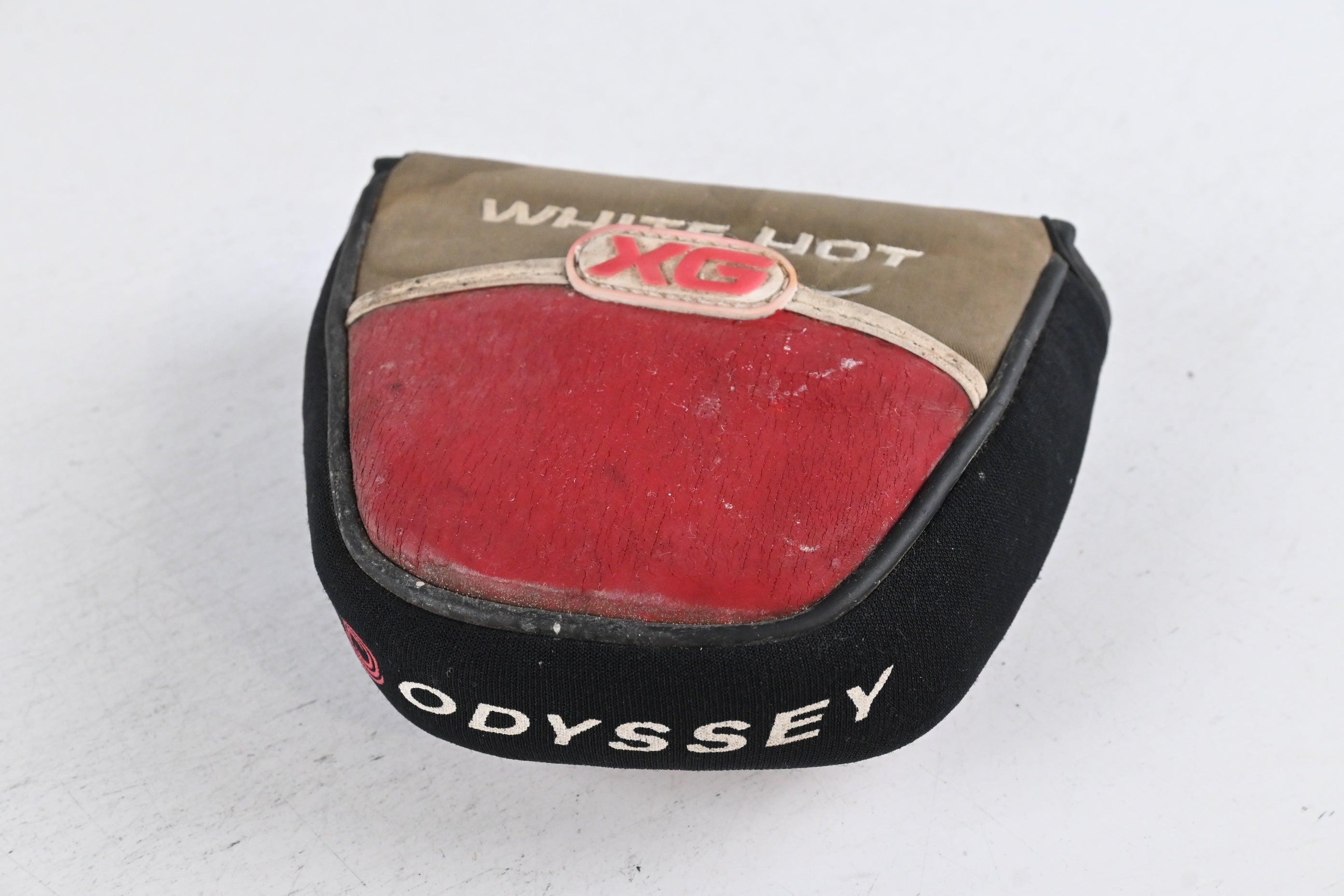 Odyssey White Hot XG SaberTooth Putter / 33 Inch
