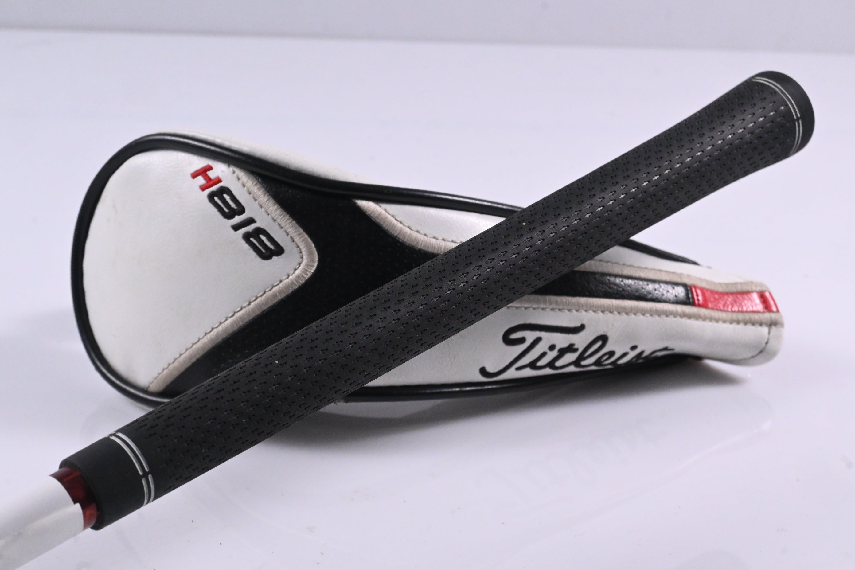 Titleist 818 H1 #3 Hybrid / 19 Degree / Regular Flex Diamana 'ilima 70 Shaft