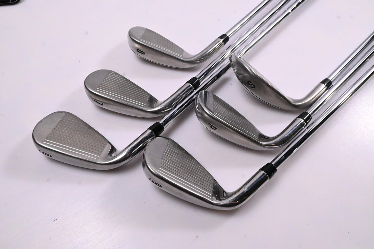 Callaway X2 Hot Irons / 6-PW+SW / Regular Flex Callaway Shafts