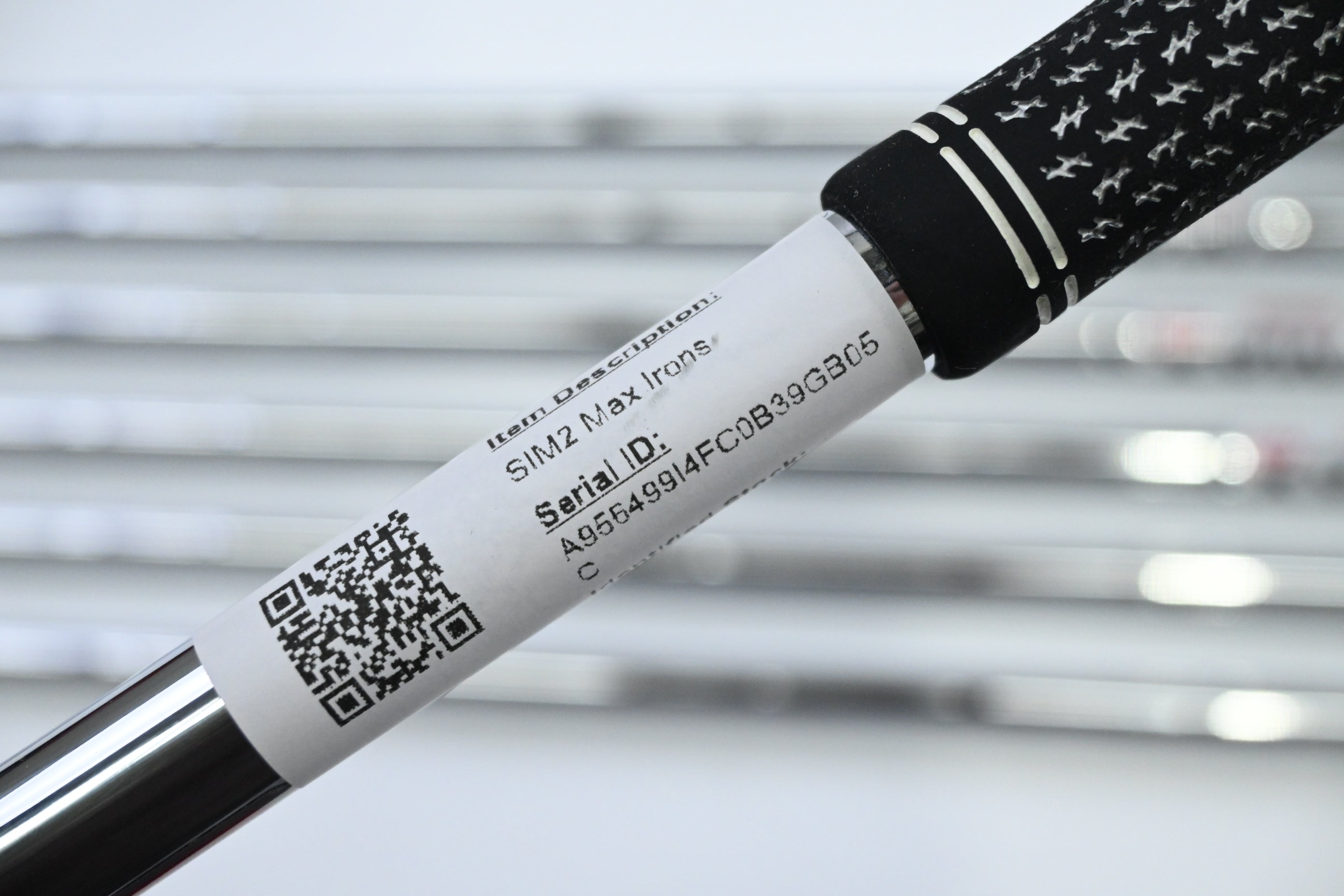 Taylormade SIM2 Max Irons / 4-PW / Regular Flex KBS Max MT 85 Shafts