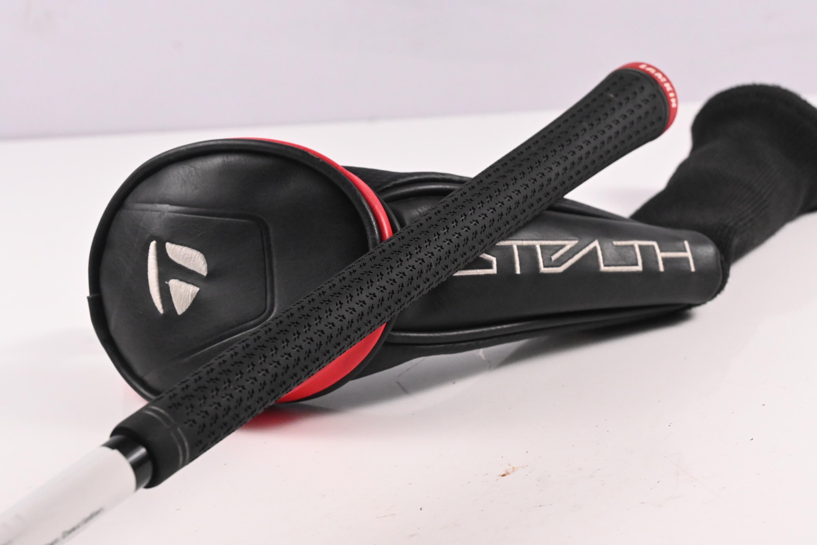 Taylormade Stealth #4 Hybrid / 22 Degree / Stiff Flex Fujikura Ventus Red 7 Shaft