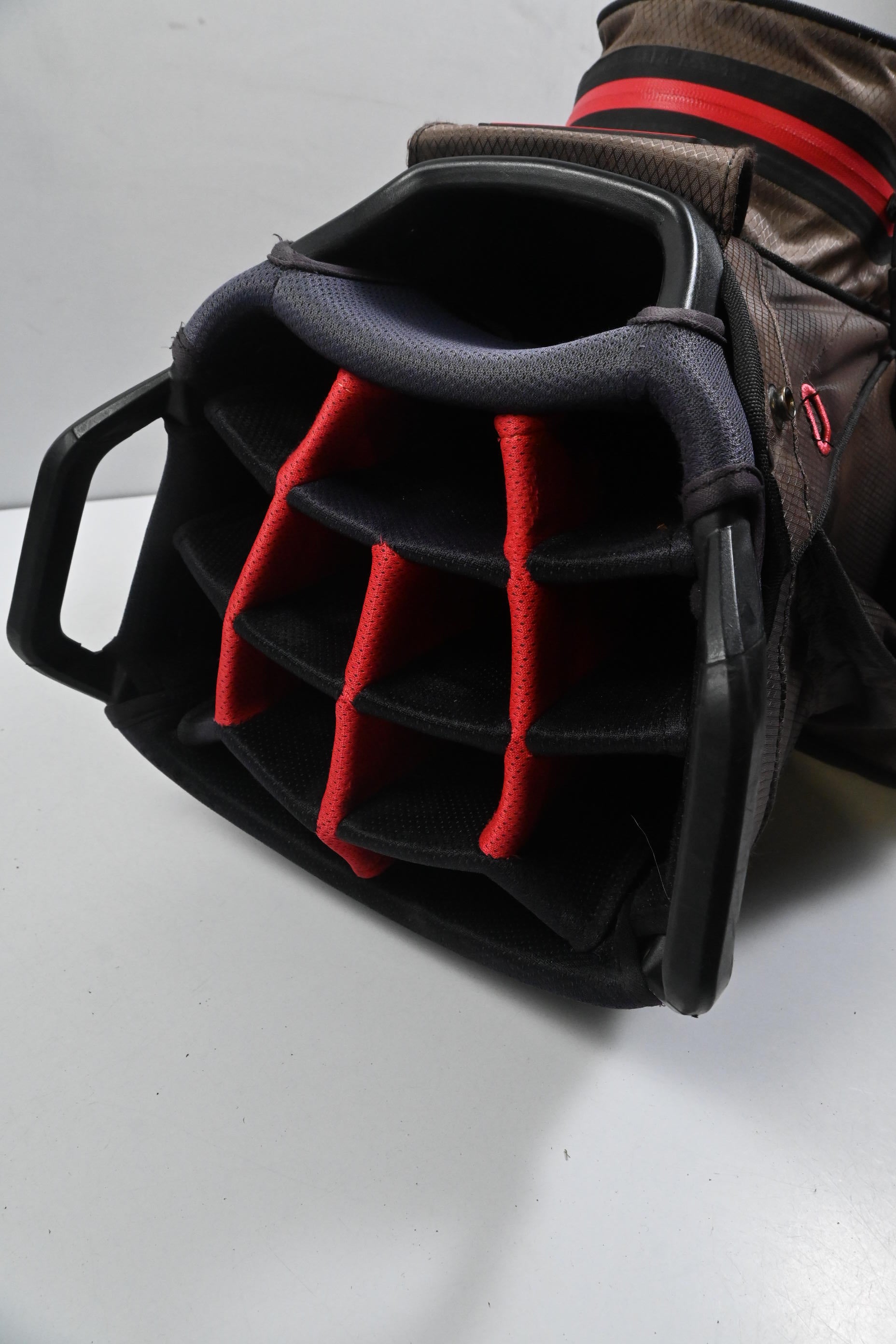 Titleist Stadry Cart Bag / 14-Way Divider / Brown & Red