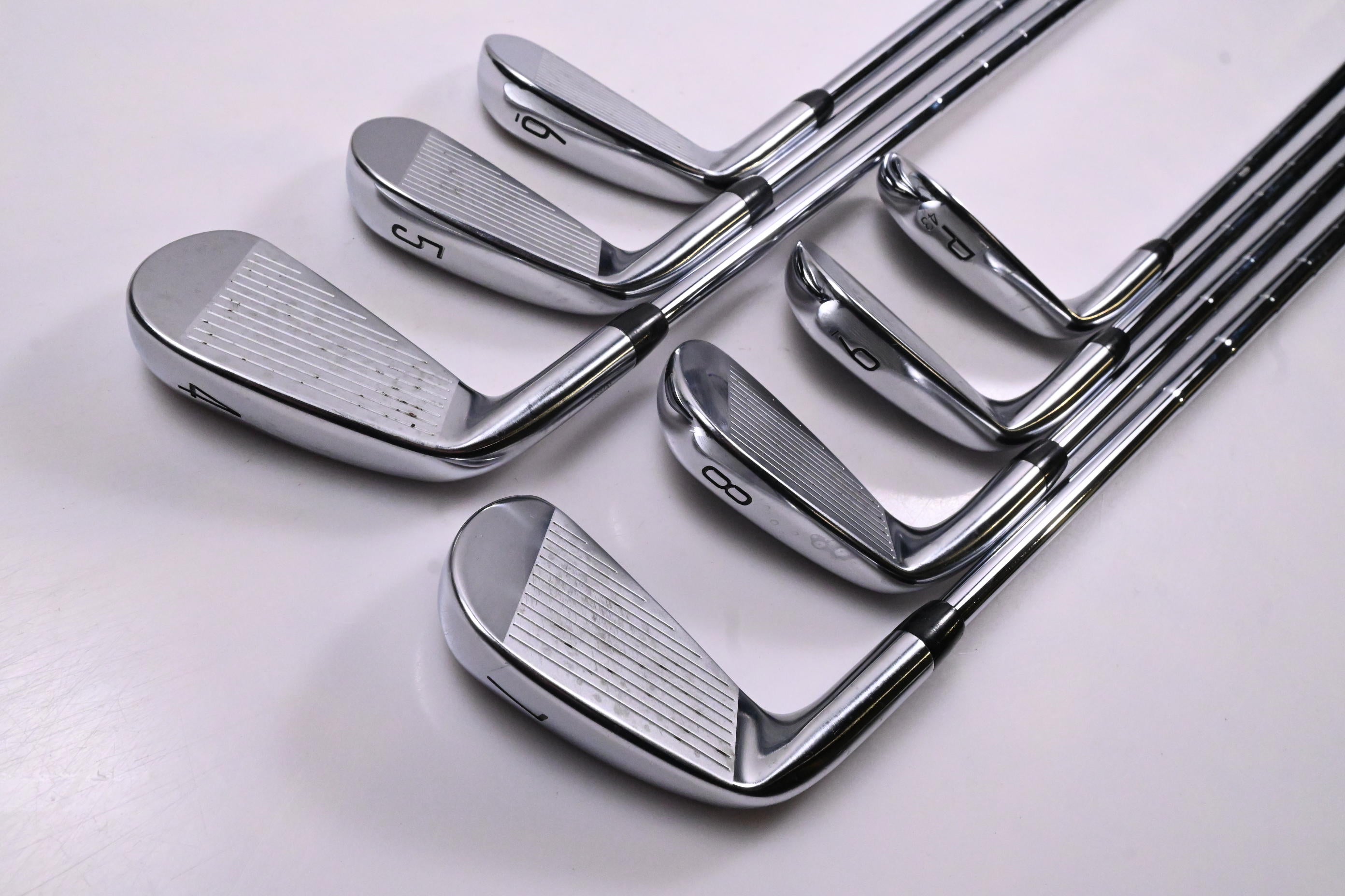 Titleist T200 2021 Iron / 4-PW / X-Flex AMT Tour White X100 Shafts