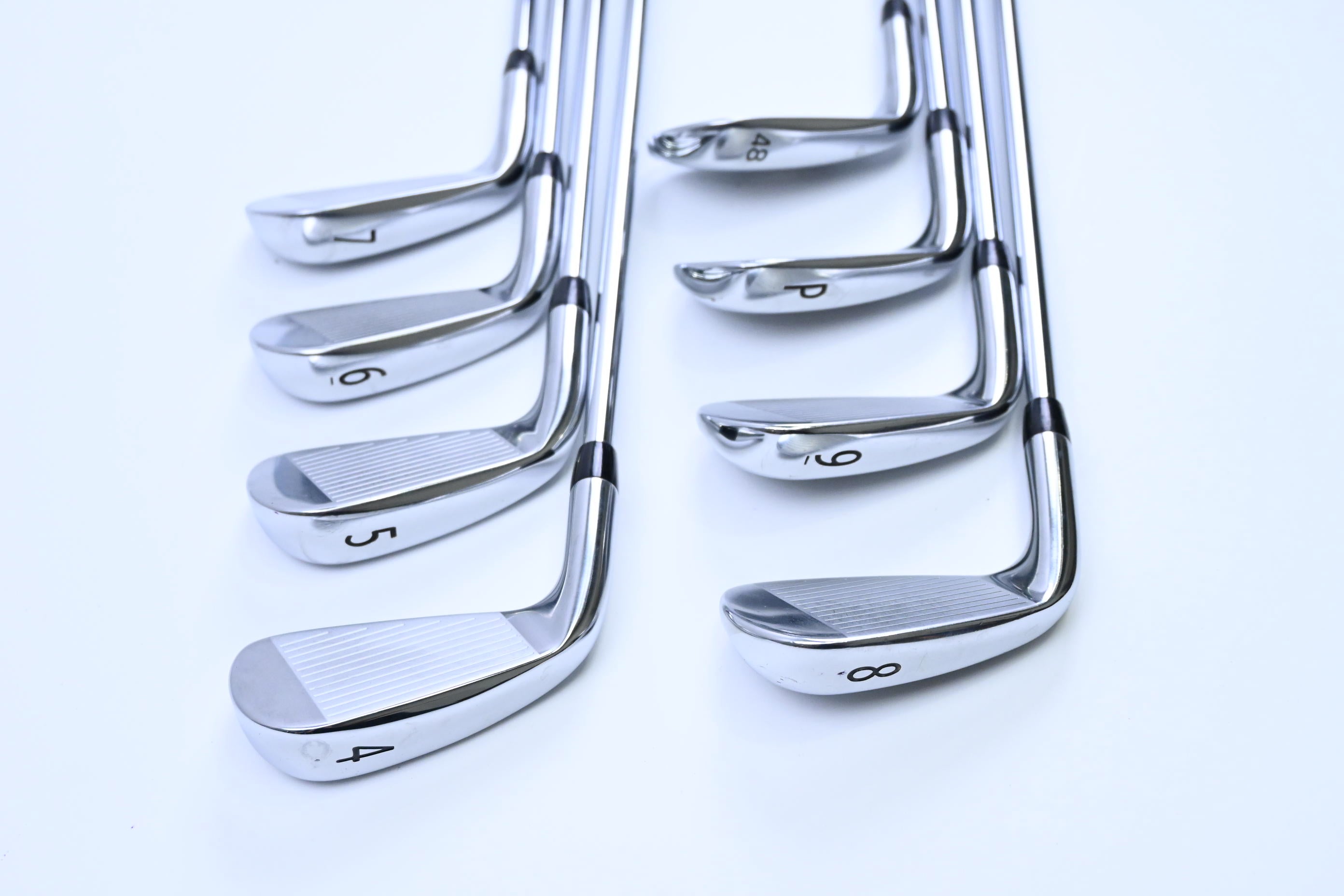 Titleist 718 AP3 Irons / 4-PW+48° / Regular Flex AMT Black R300 Shafts