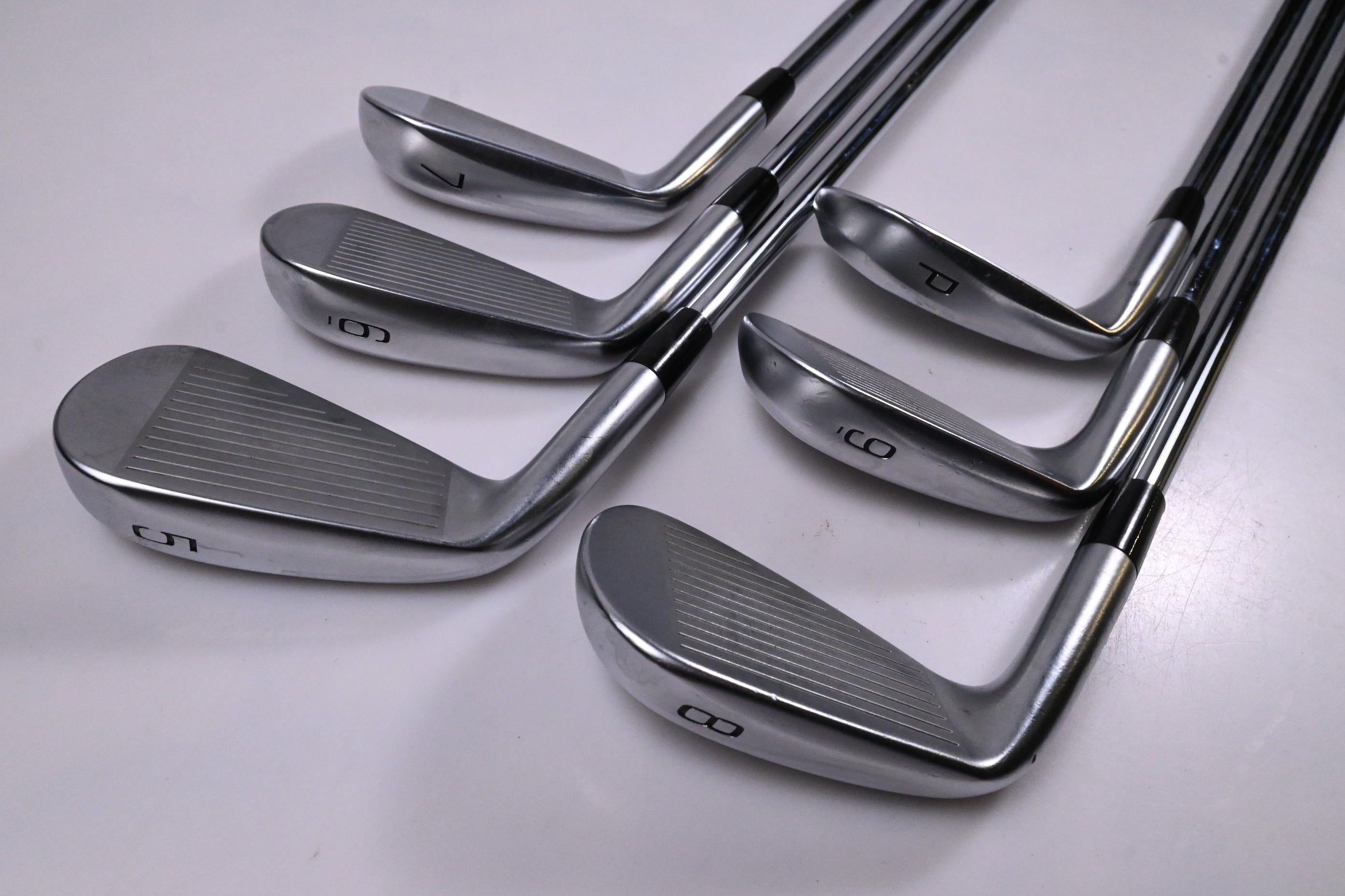 Mizuno JPX 925 Forged Irons / 5-PW / Regular+ Flex KBS $-Taper 115 Shafts