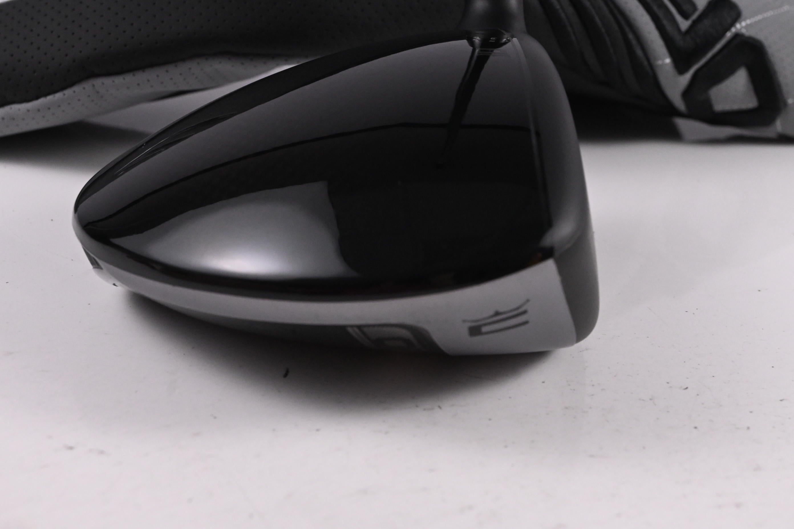 Cobra OPTM MAX-K Driver / 10.5 Degree / Stiff Flex Project X Denali Black 60