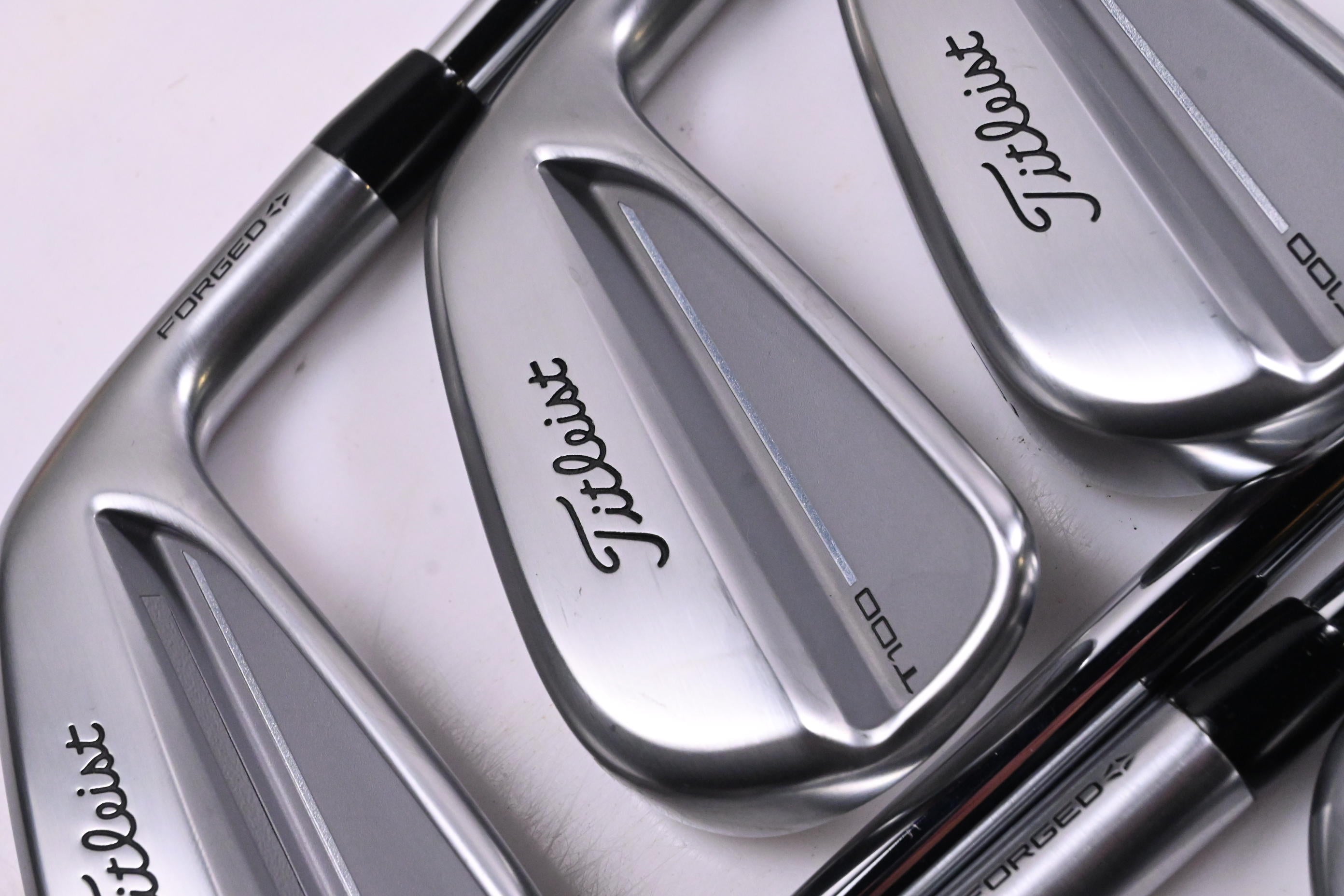 Titleist T100 2025 Iron / 4-PW / Stiff Flex AMT White Shafts