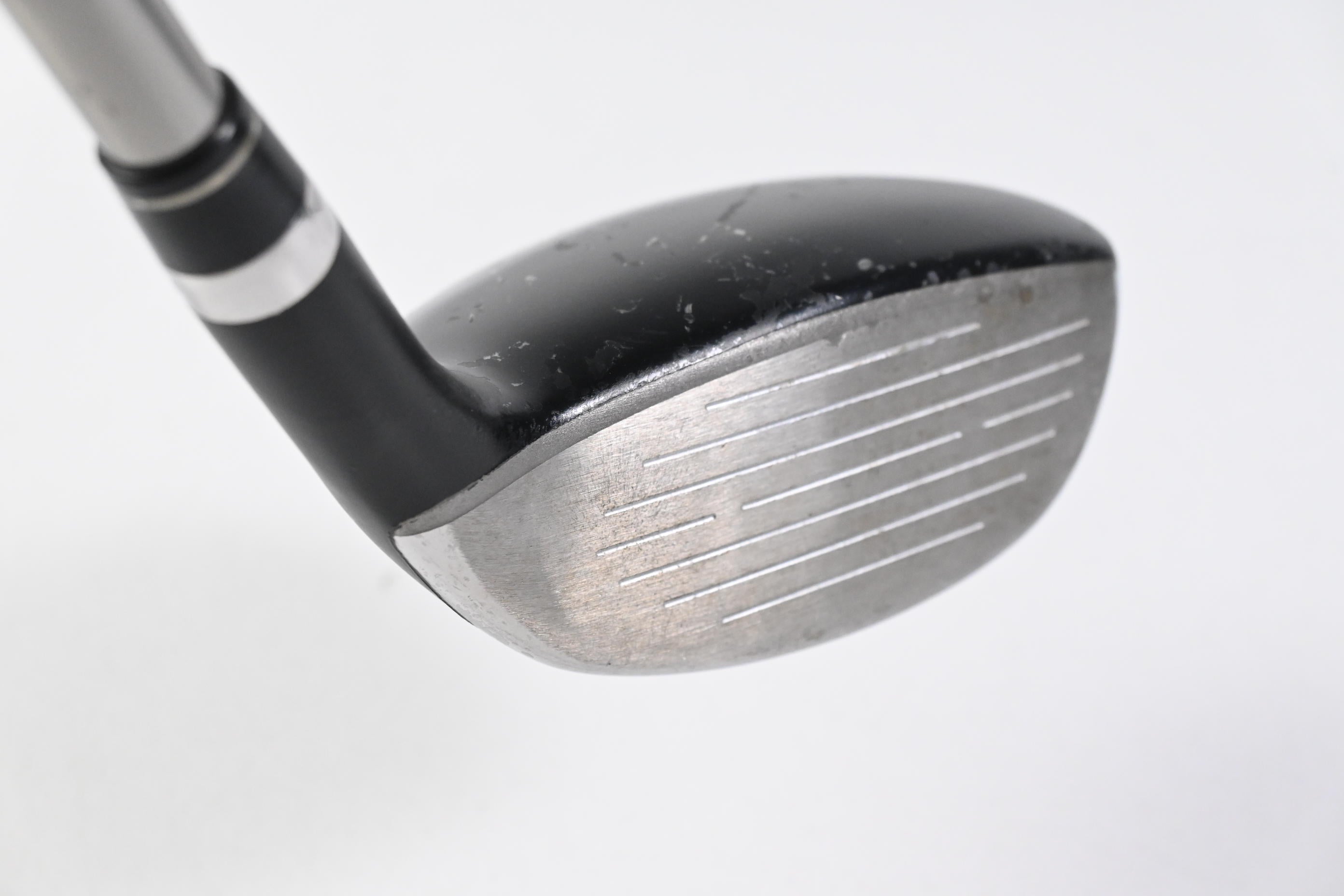 Left Hand Wilson D200 #4 Hybrid / 22 Degree / Regular Flex UST Mamiya Elements